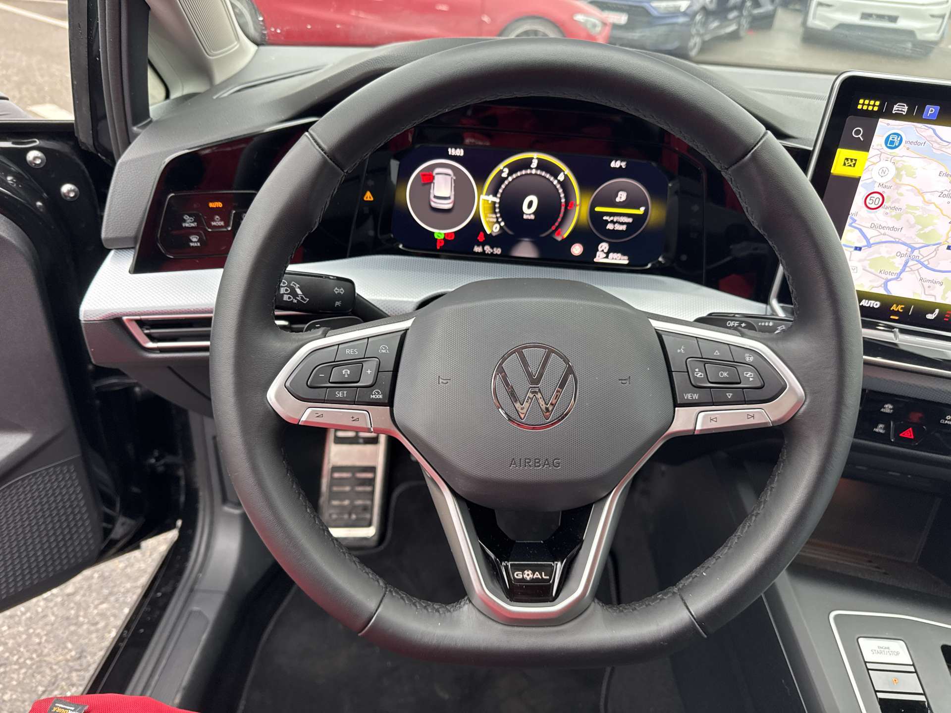 VW Golf 2.0 TDi Life GOAL DSG-Automat-image-15
