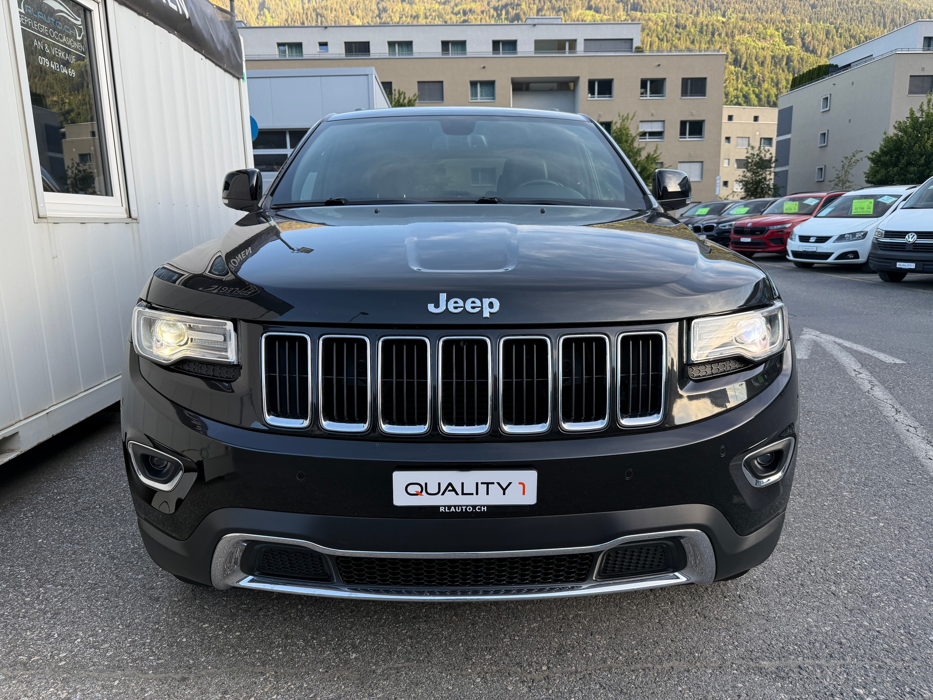 JEEP Grand Cherokee 3.0 CRD Limited Automatic *20" ALU* AHK * FRISCH MFK*-image-9