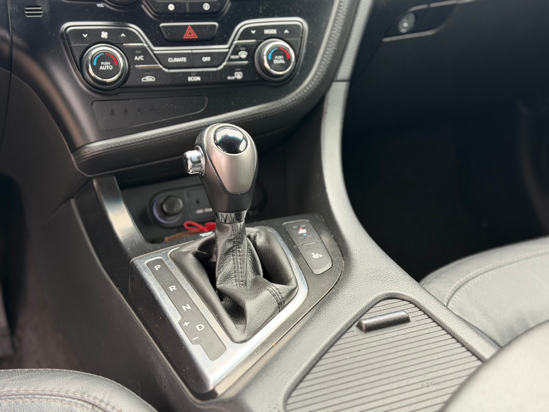 KIA Optima 2.0 CVVT Hybrid Automatic-image-13