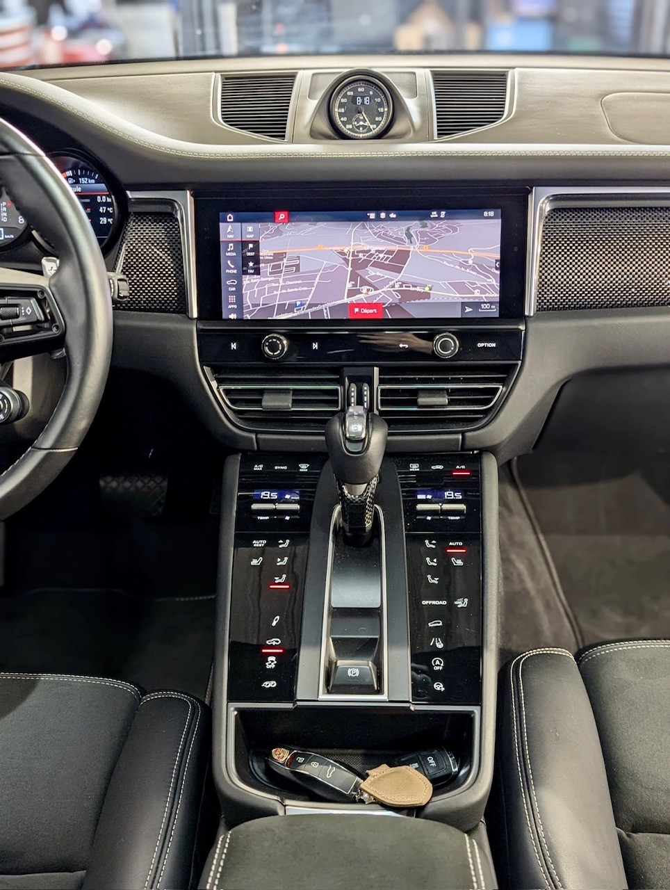 PORSCHE Macan GTS PDK-image-10