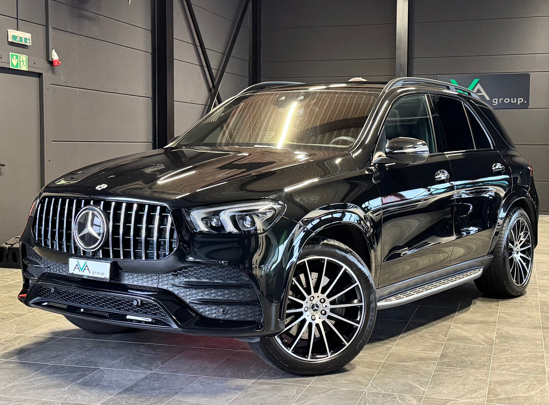 MERCEDES-BENZ GLE 400 d 4Matic AMG Line 9G-Tronic-image-2