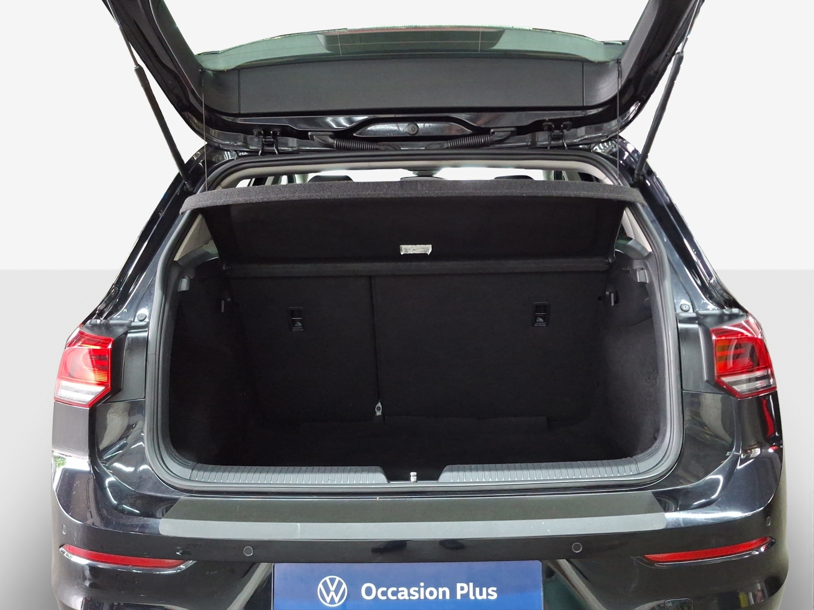 VW Golf 1.0 TSI Value-image-12