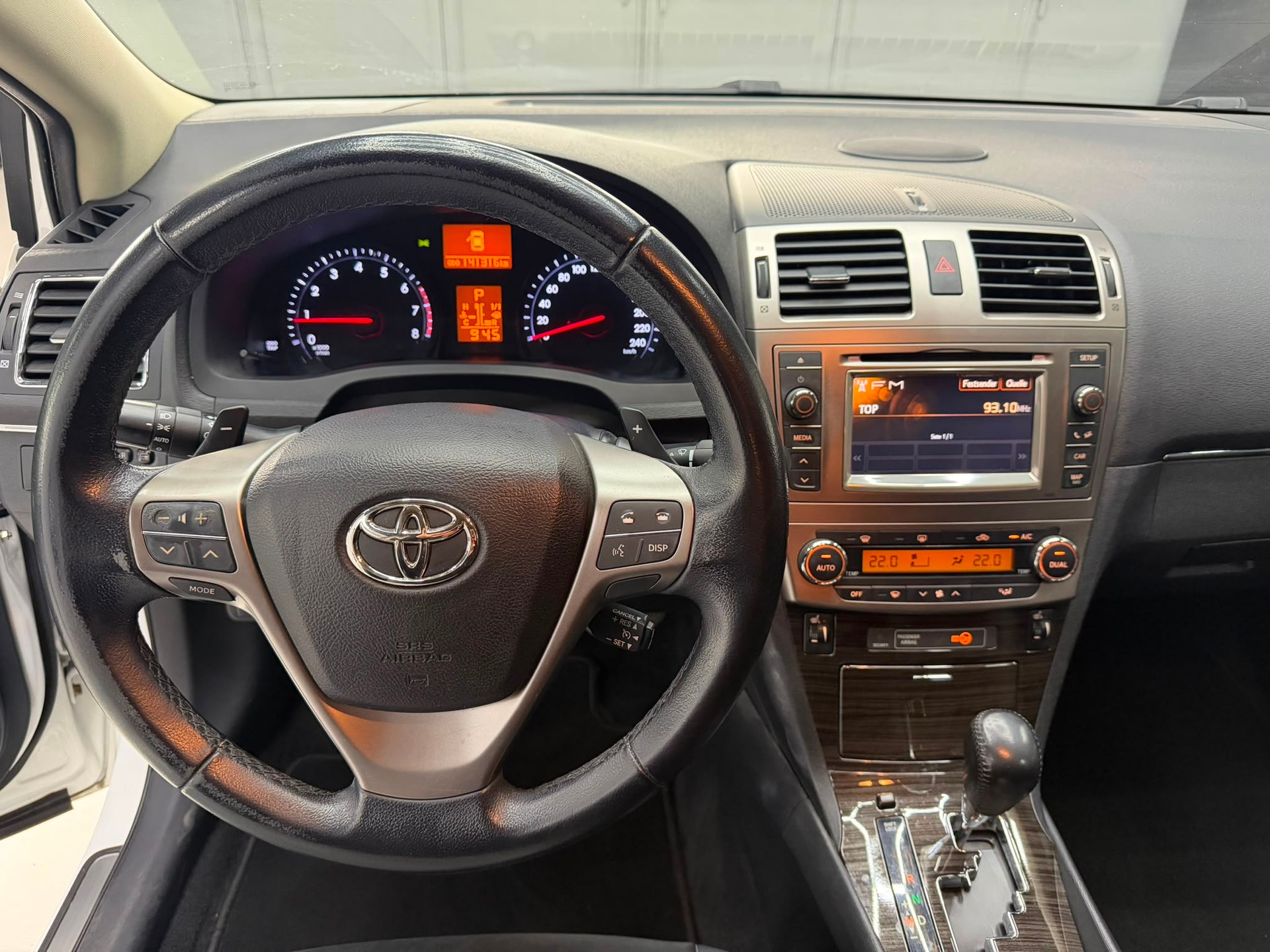 TOYOTA Avensis Sportswagon 2.0 Sol Premium Multidrive-image-7
