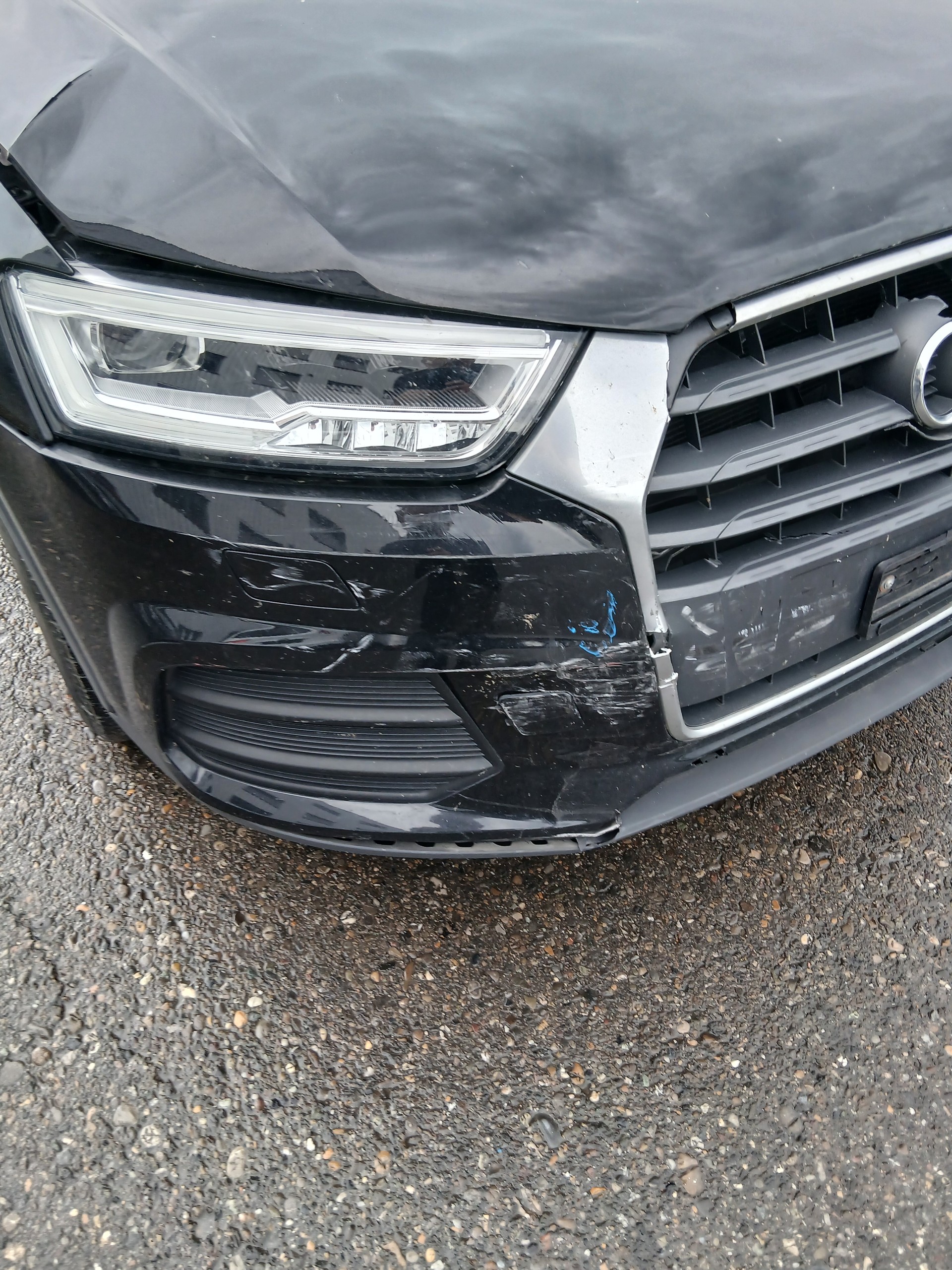AUDI Q3 2.0 TDI design-image-9