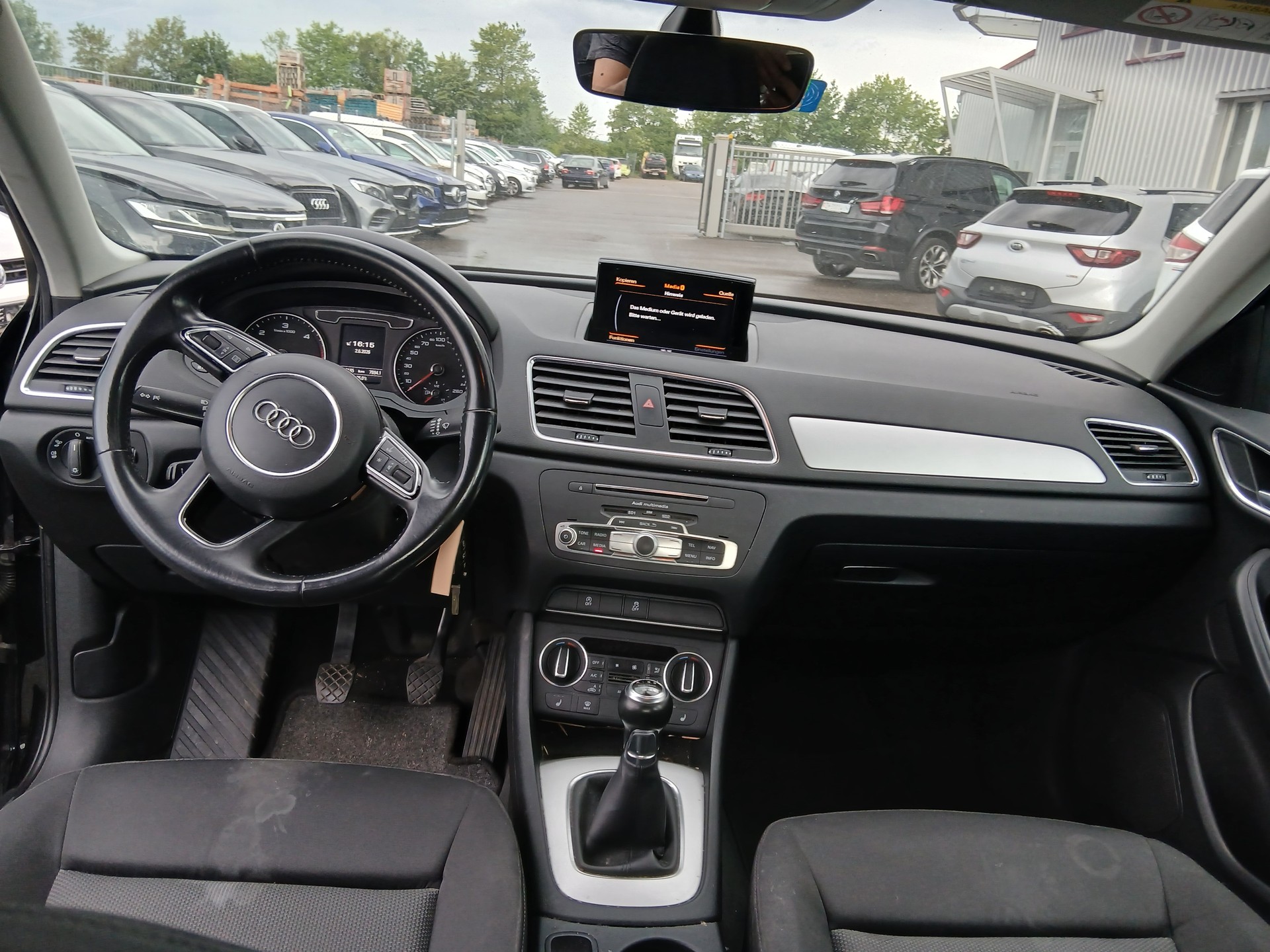 AUDI Q3 2.0 TDI design-image-7