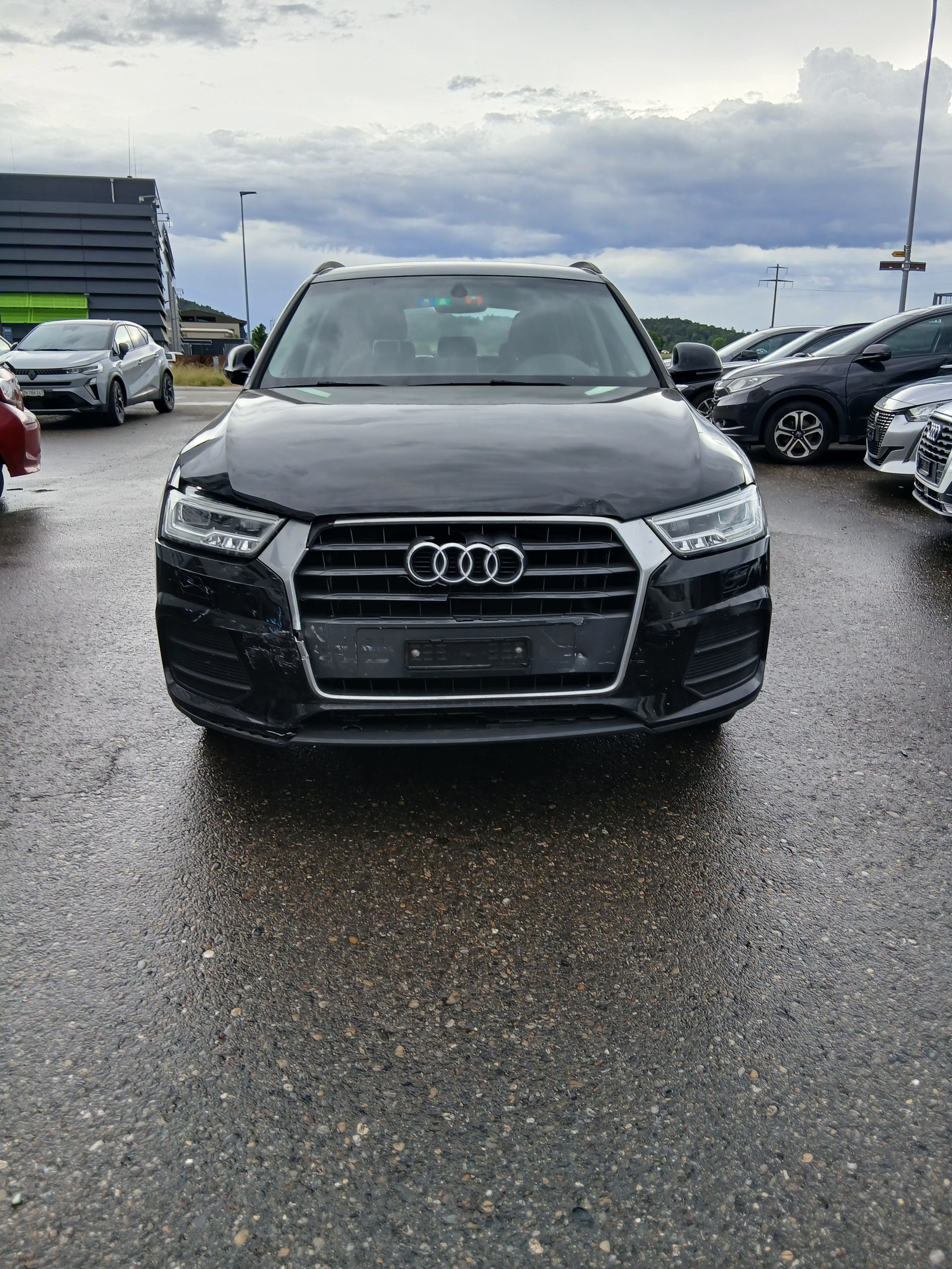 AUDI Q3 2.0 TDI design-image-0