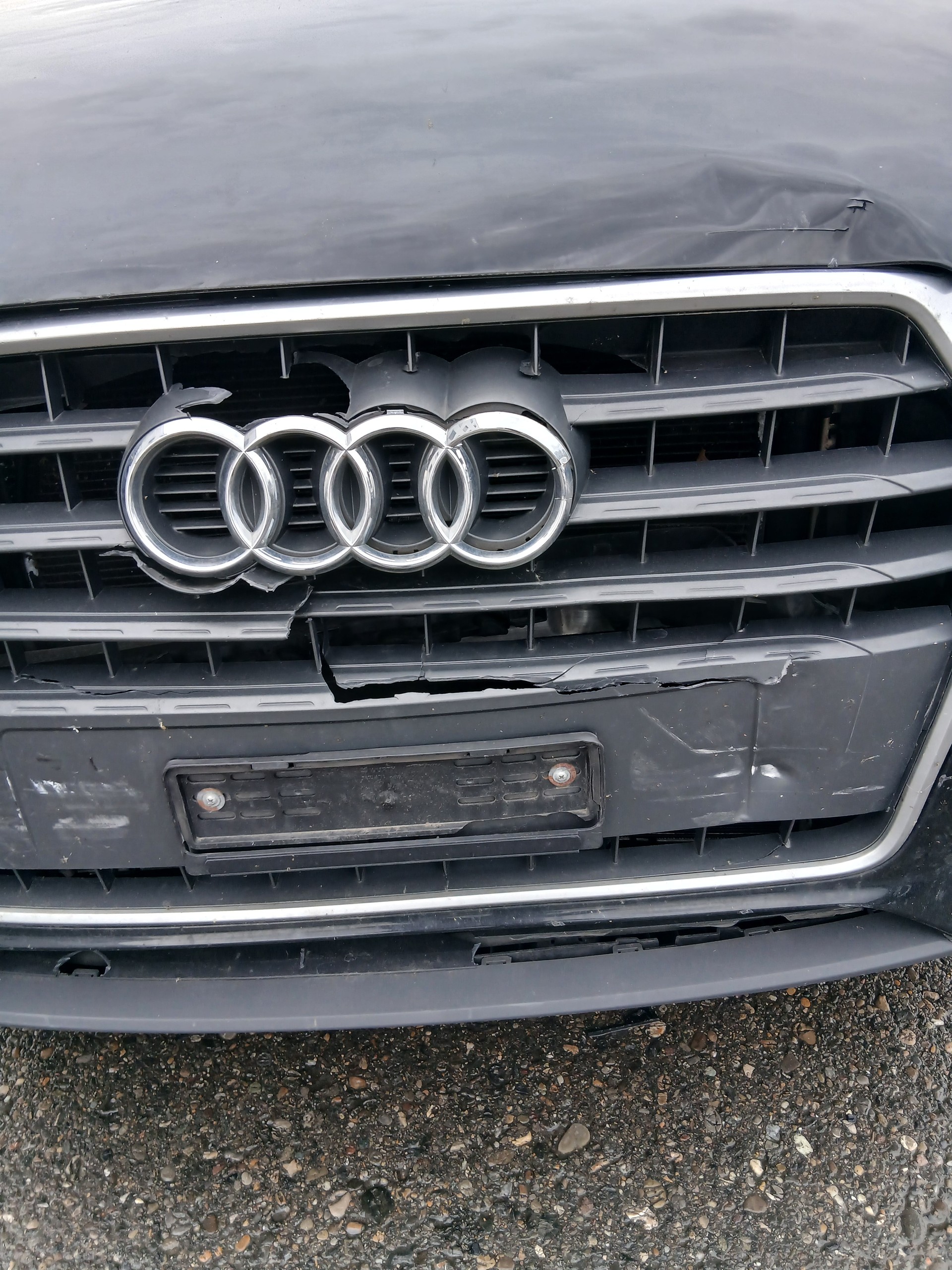 AUDI Q3 2.0 TDI design-image-6
