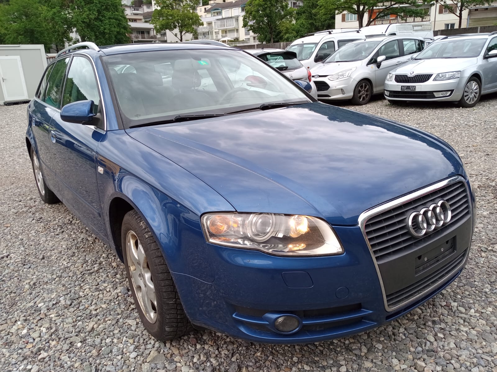 AUDI A4 Avant 1.9 TDI-image-2