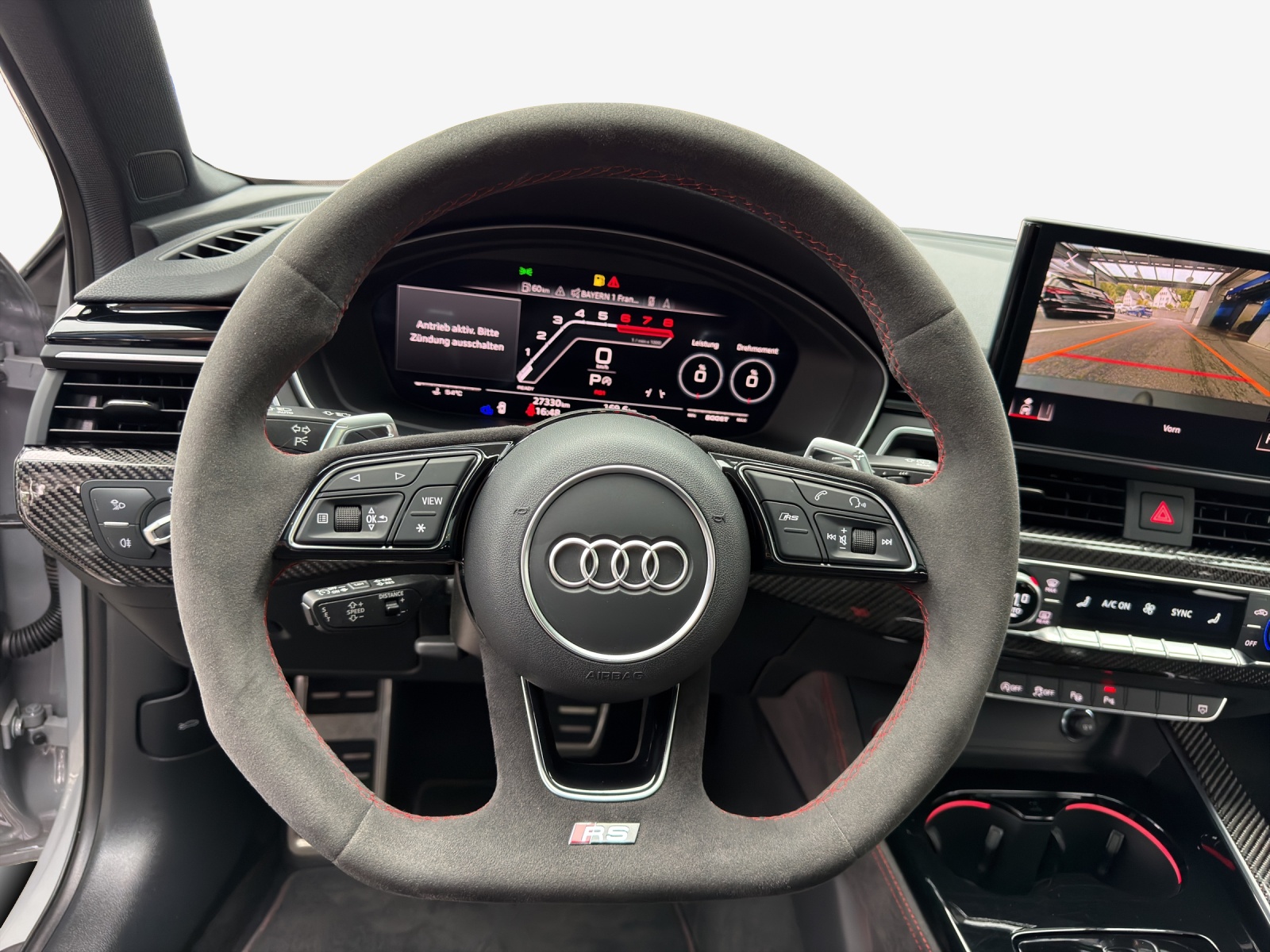 AUDI RS4 Avant quattro tiptronic-image-9