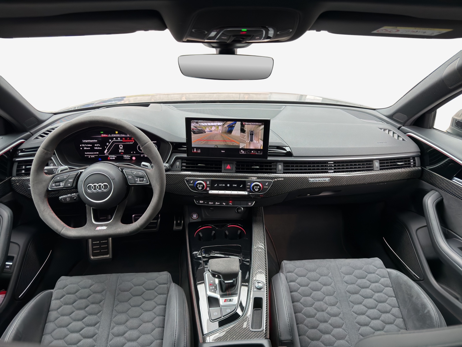 AUDI RS4 Avant quattro tiptronic-image-8