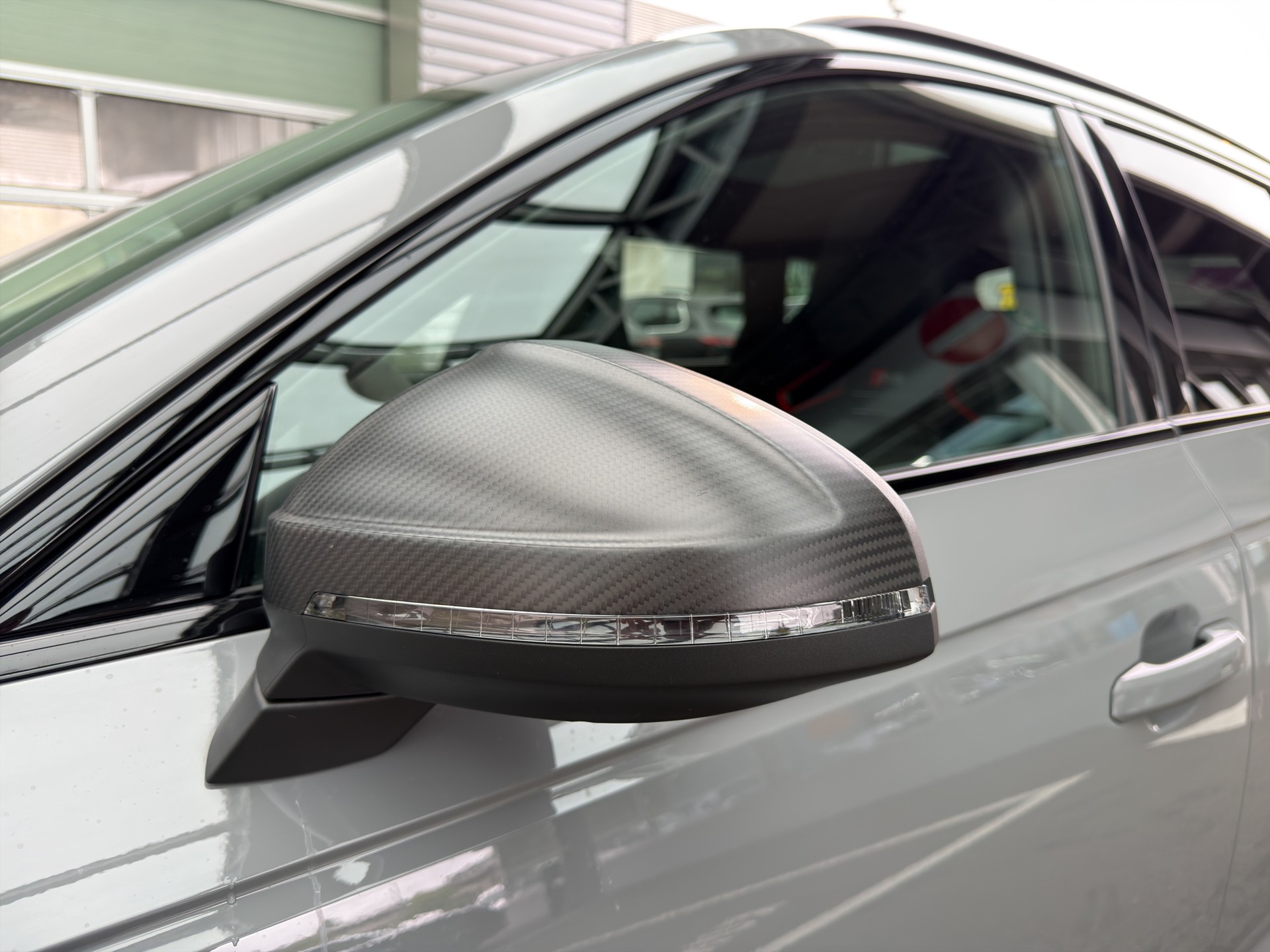AUDI RS4 Avant quattro tiptronic-image-14