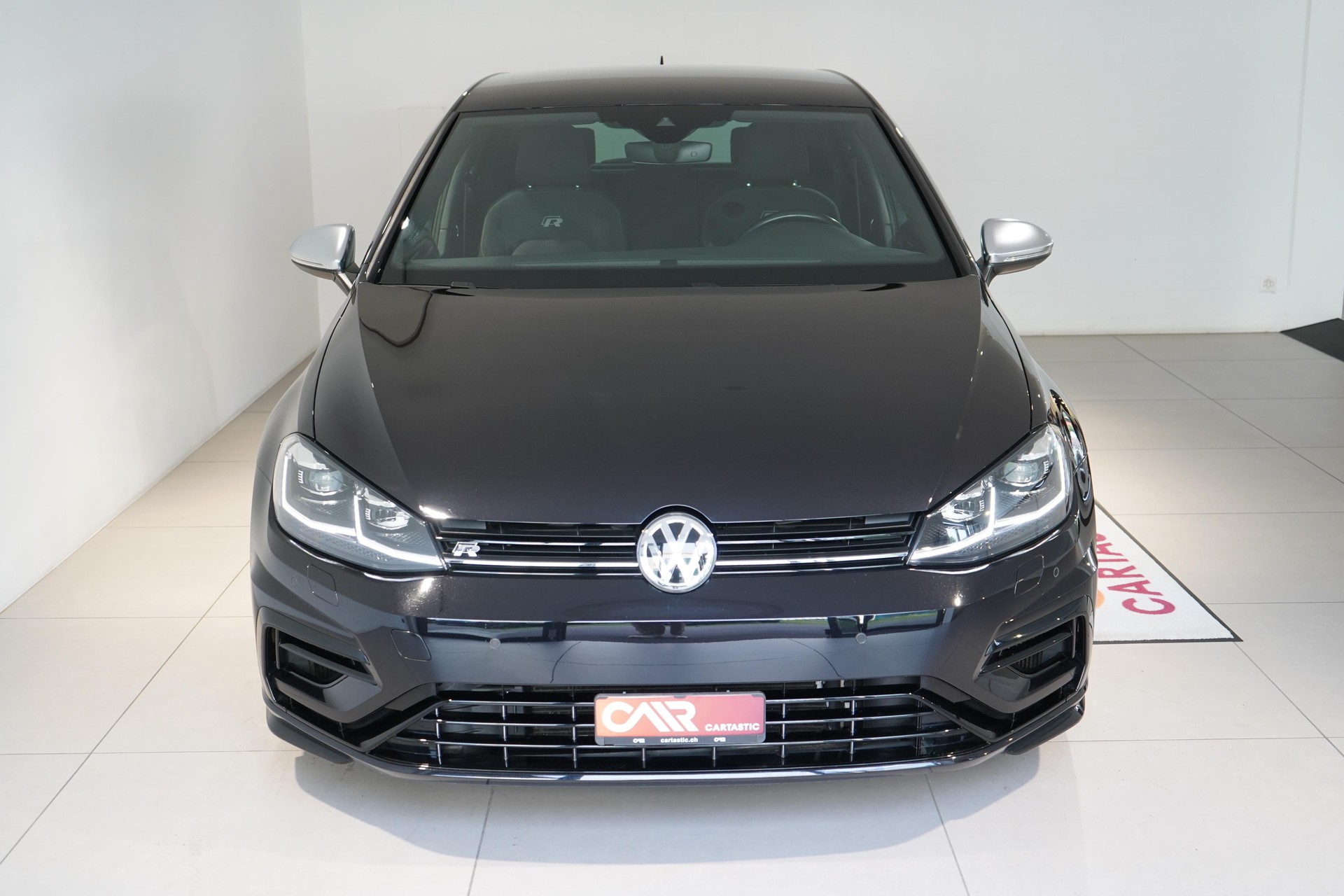 VW Golf VII 2.0 TSI R 310 DSG 4motion-image-1