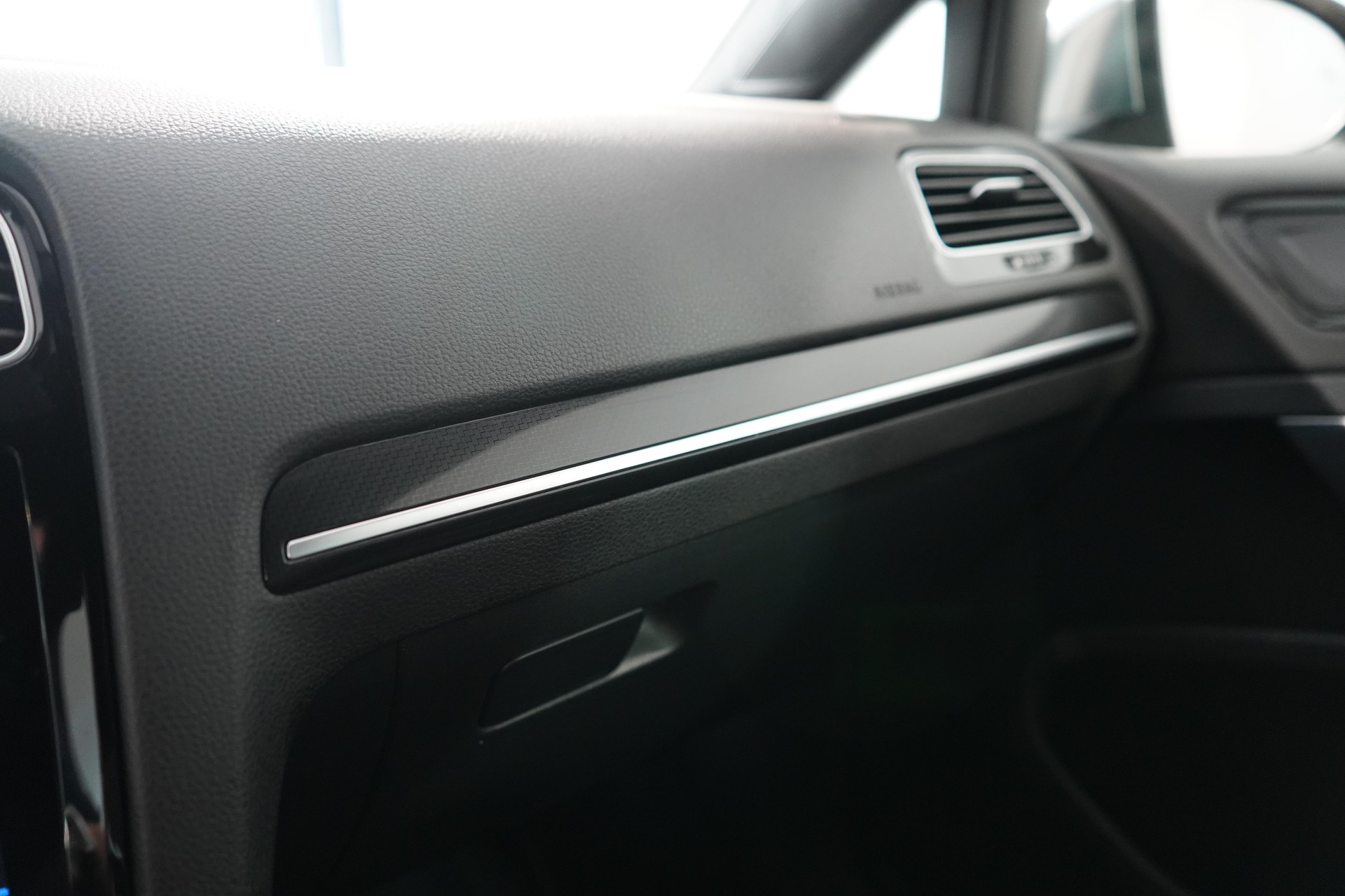 VW Golf VII 2.0 TSI R 310 DSG 4motion-image-16