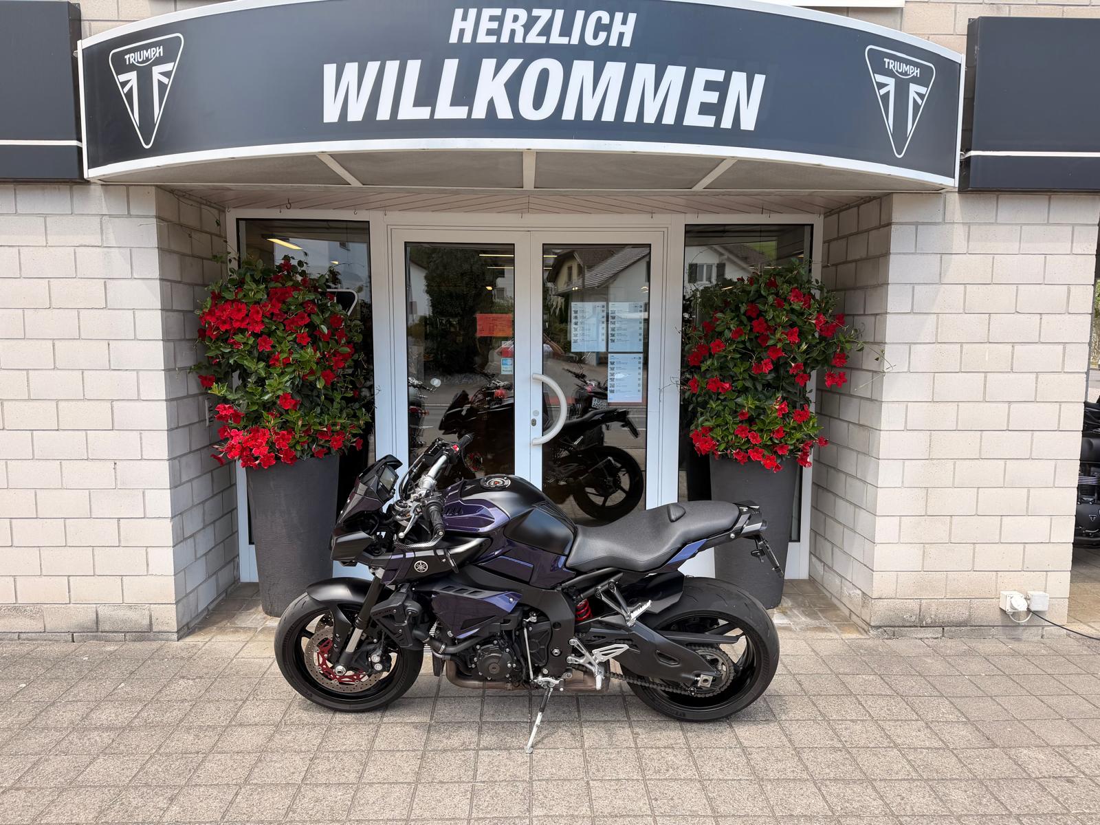 YAMAHA MT-10 ABS
