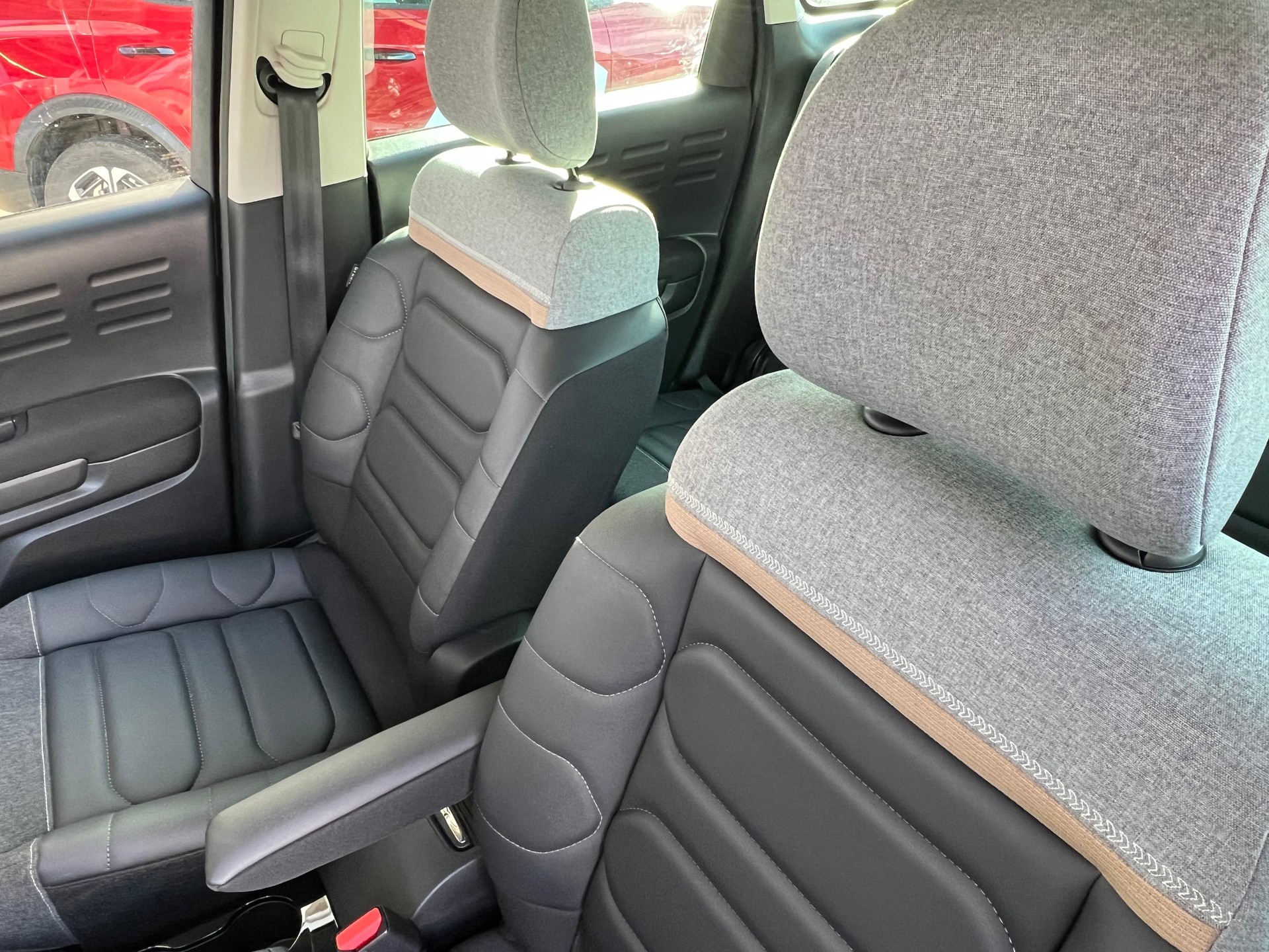 CITROEN C3 Aircross 1.2 PureTech 130 Max-image-12