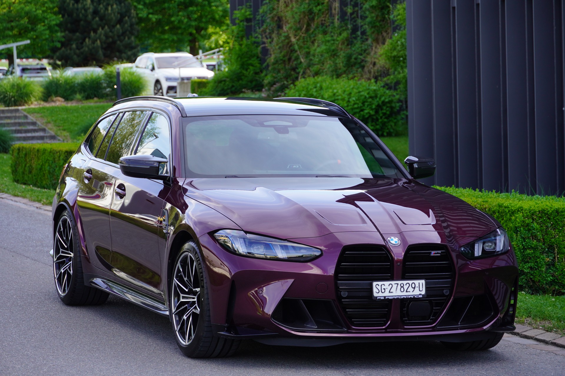BMW M3 Touring xDrive Competition M //Wildberry Metallic//-image-2