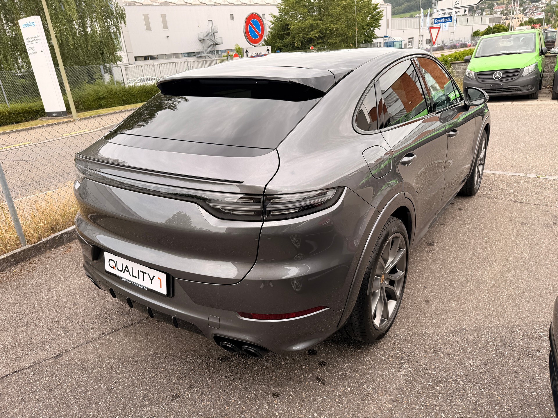 PORSCHE Cayenne Coupé-image-4