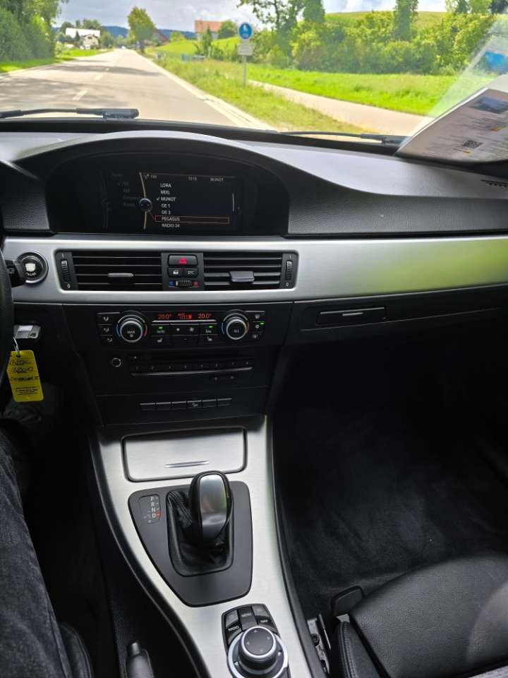 BMW xDrive T-image-3
