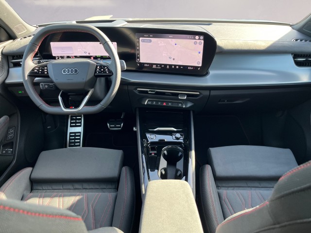 AUDI Q3 Sportback e-hybrid 200 kW S tronig-image-11