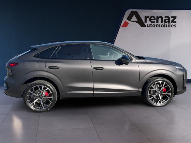 AUDI Q3 Sportback e-hybrid 200 kW S tronig-image-5