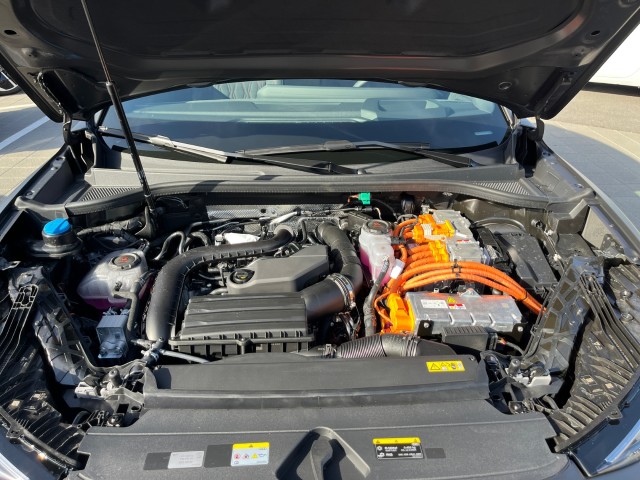 AUDI Q3 Sportback e-hybrid 200 kW S tronig-image-19