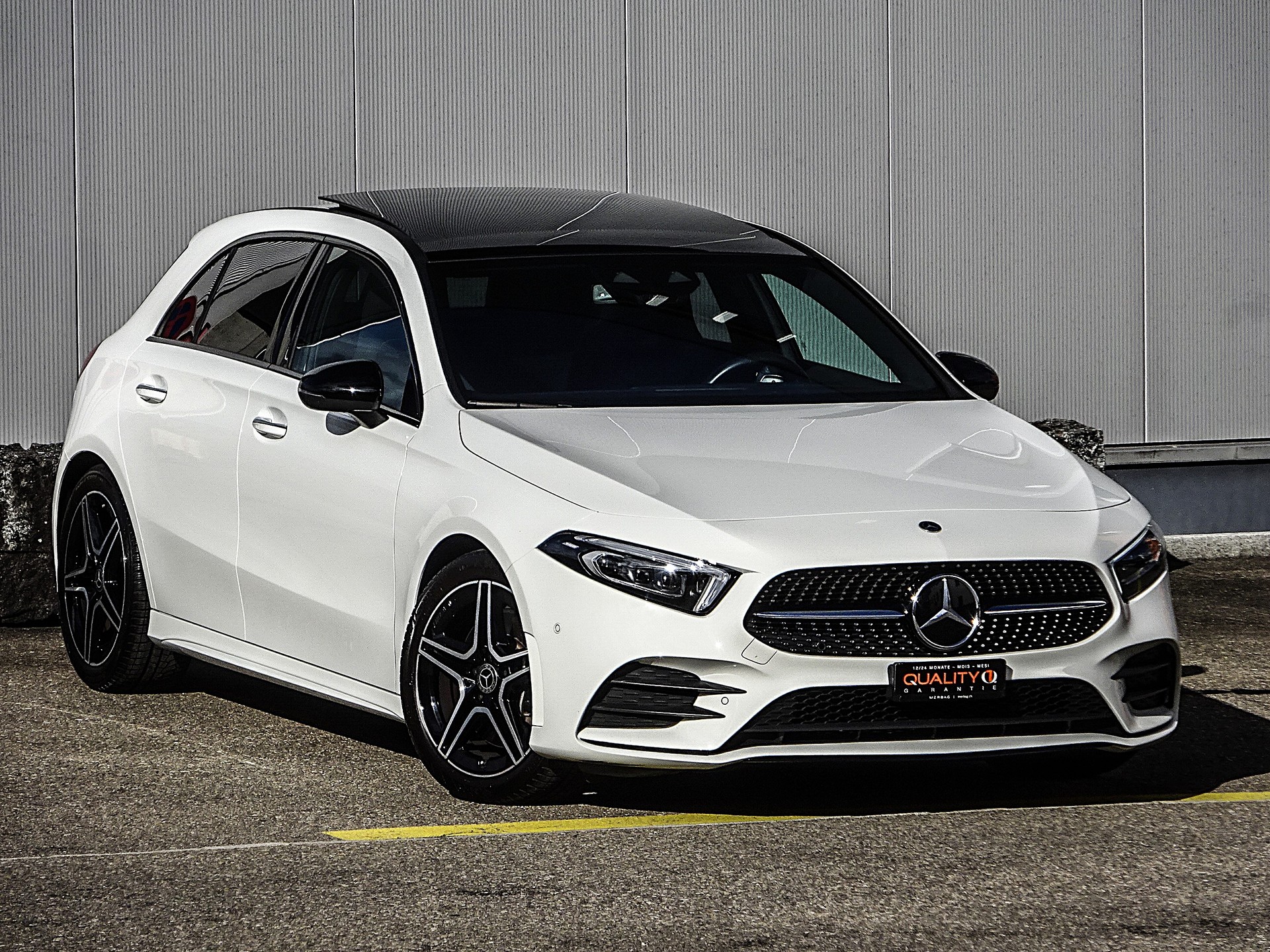 MERCEDES-BENZ A 250 4Matic AMG Line 7G-DCT // CH-Fahrzeug // Top Ausstattung // Herstellergarantie....