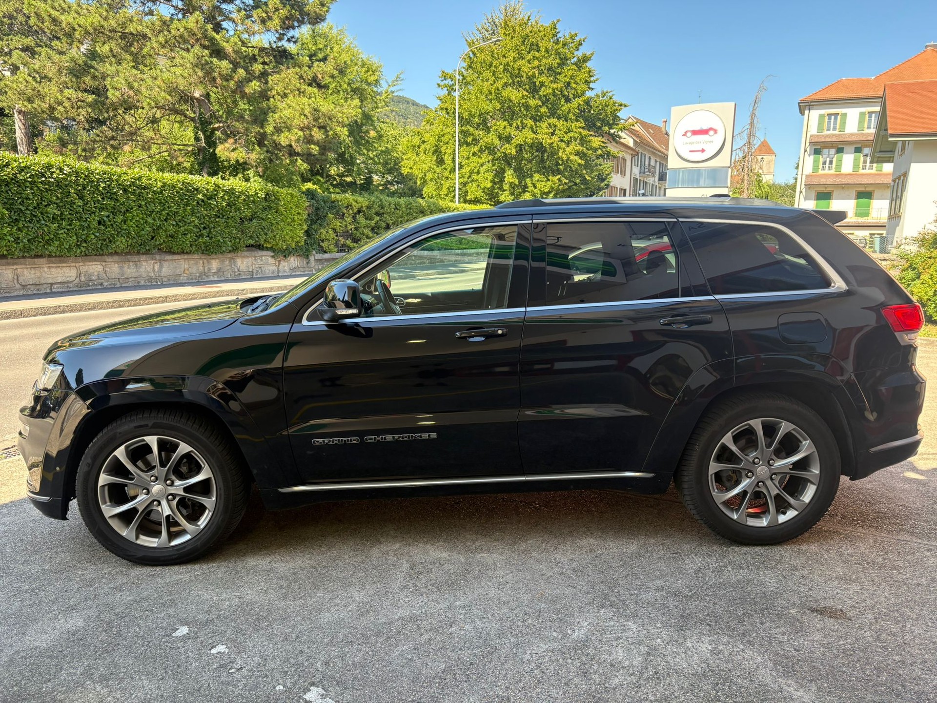 JEEP Grand Cherokee 3.0 CRD Summit Automatic-image-3