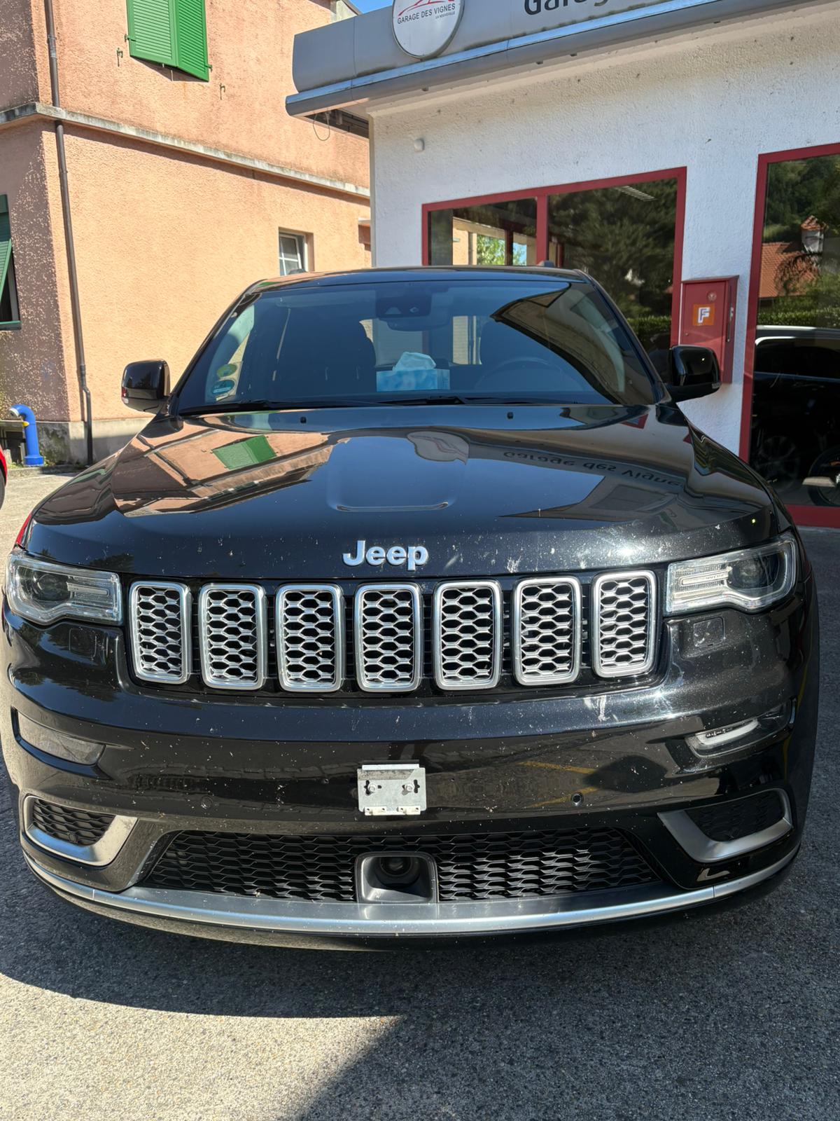JEEP Grand Cherokee 3.0 CRD Summit Automatic-image-1