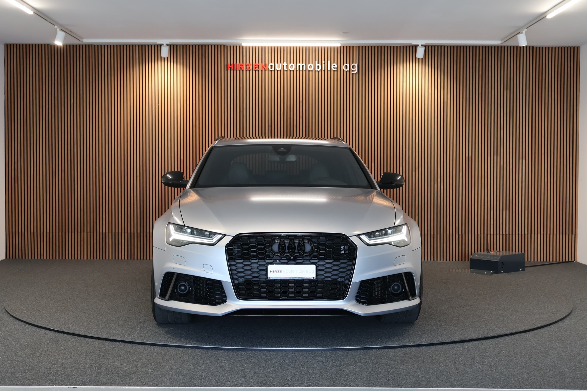 AUDI RS6 Avant 4.0 TFSI V8 performance quattro-image-7