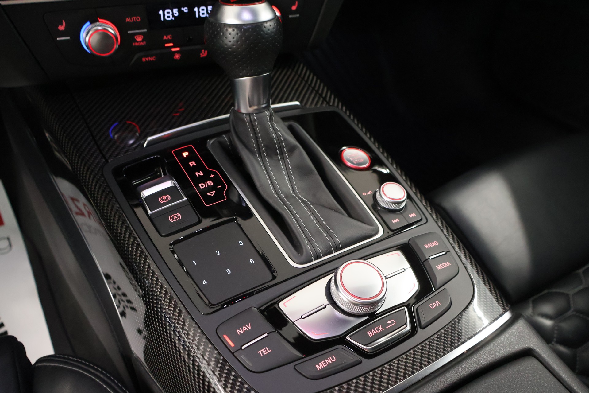 AUDI RS6 Avant 4.0 TFSI V8 performance quattro-image-28