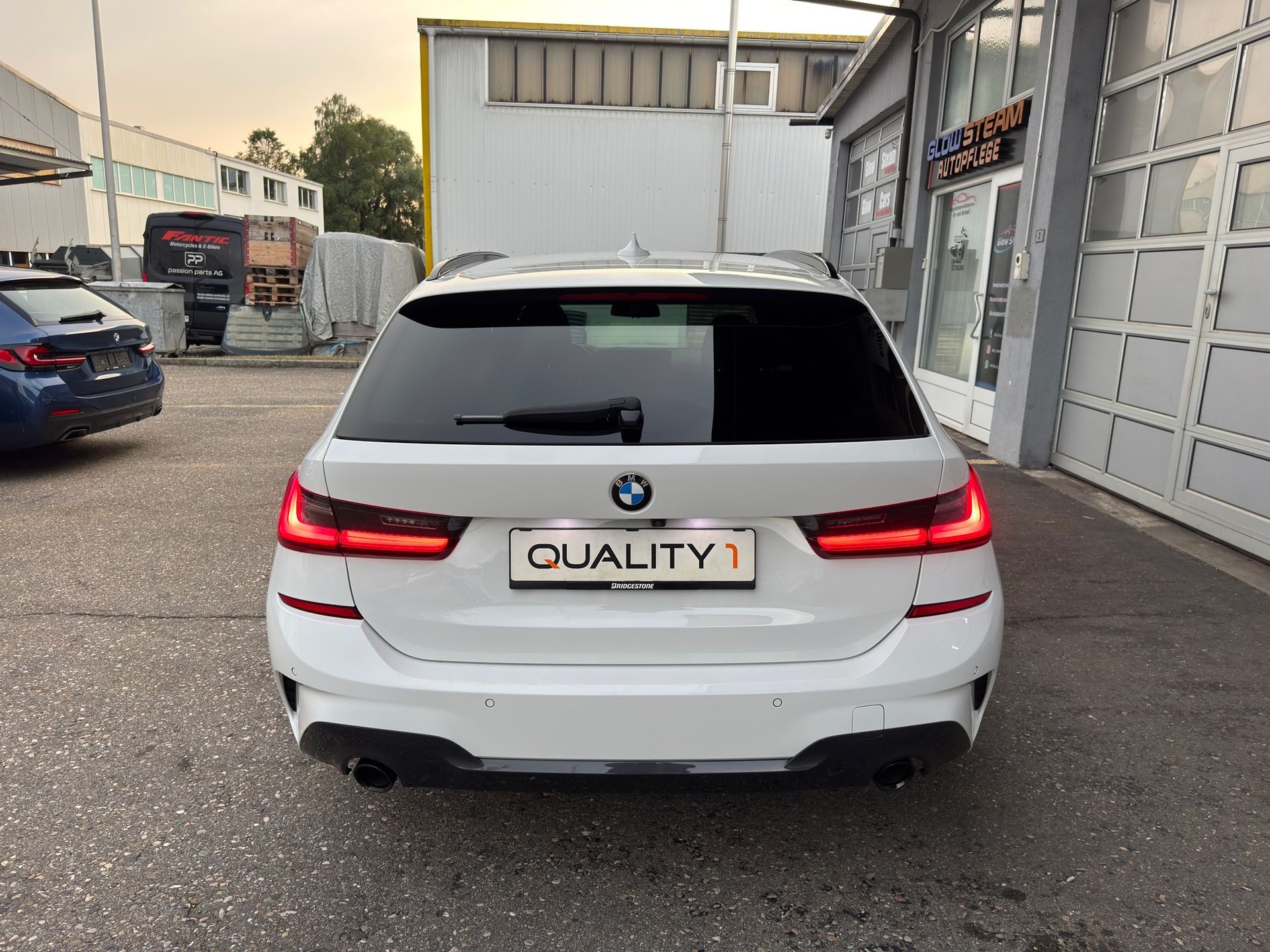 BMW 320d 48V Touring M Sport Steptronic-image-4