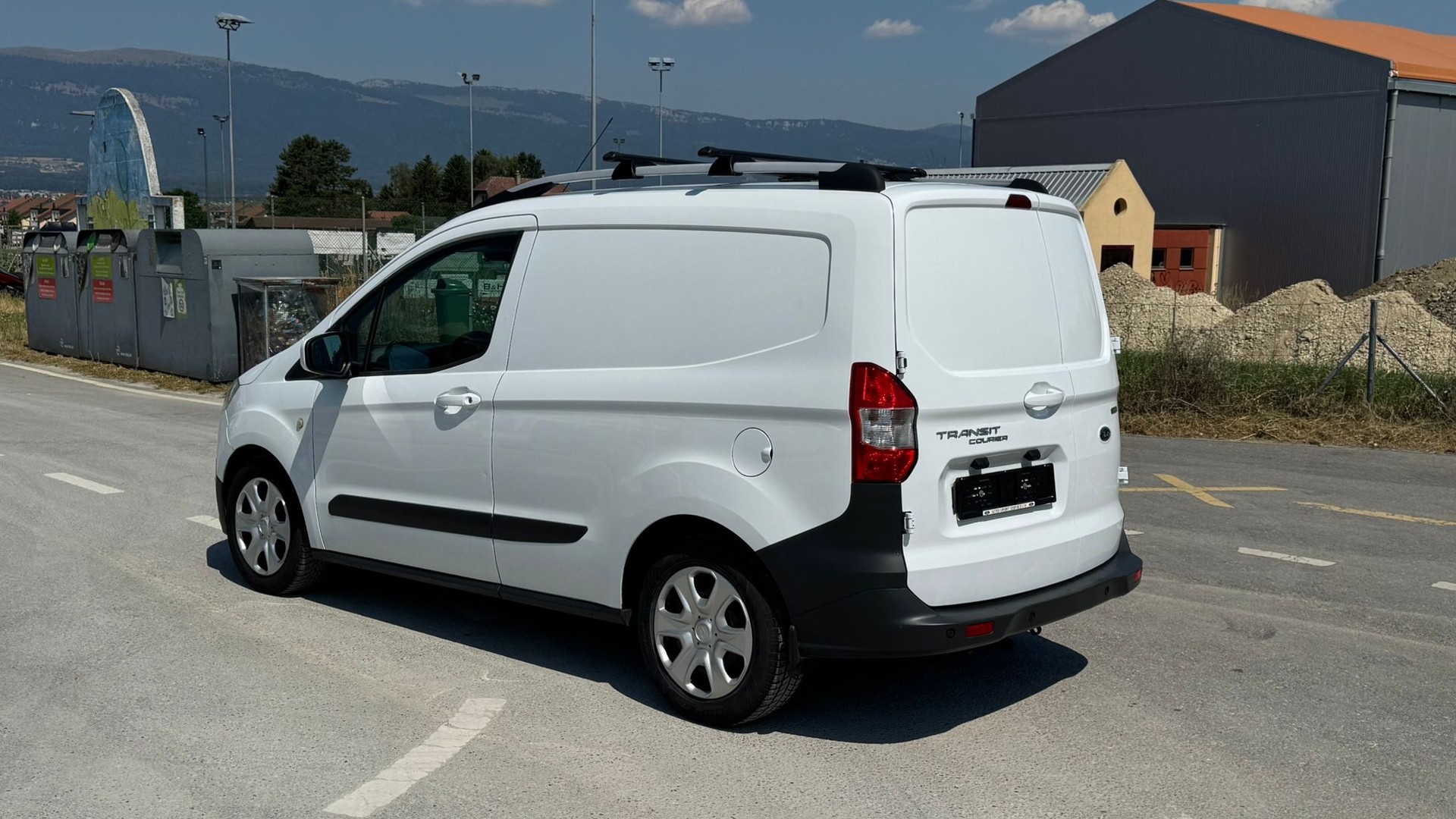 FORD Transit Courier Van 1.0 EcoBoost Trend-image-6