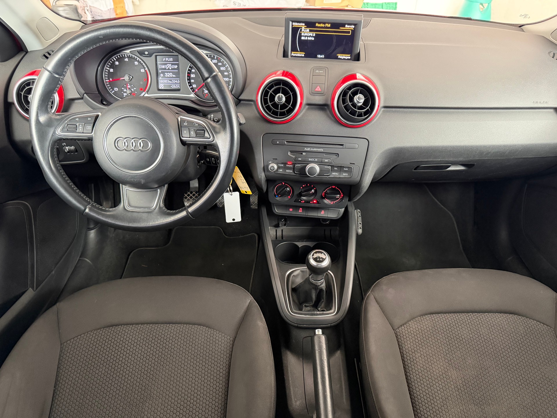 AUDI A1 Sportback 1.2 TFSI SLine-image-8