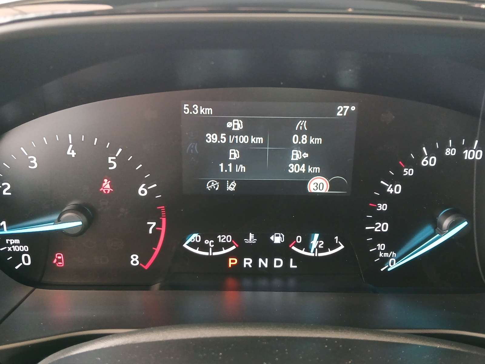 FORD Focus Station Wagon 1.0i EcoB Hybrid 155 ST-Line-image-7