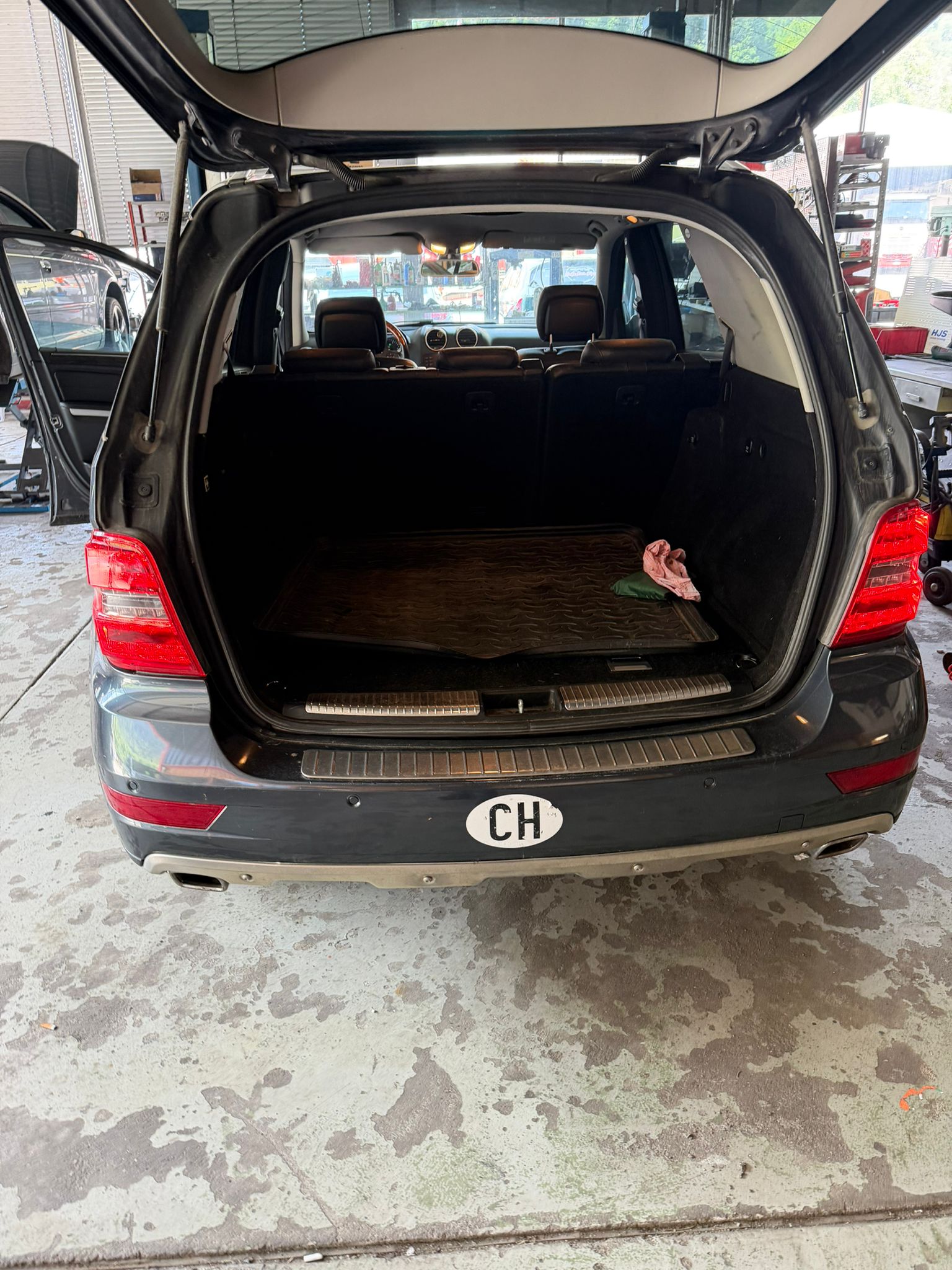 MERCEDES-BENZ ML 350 BlueTEC 4Matic 7G-Tronic-image-12