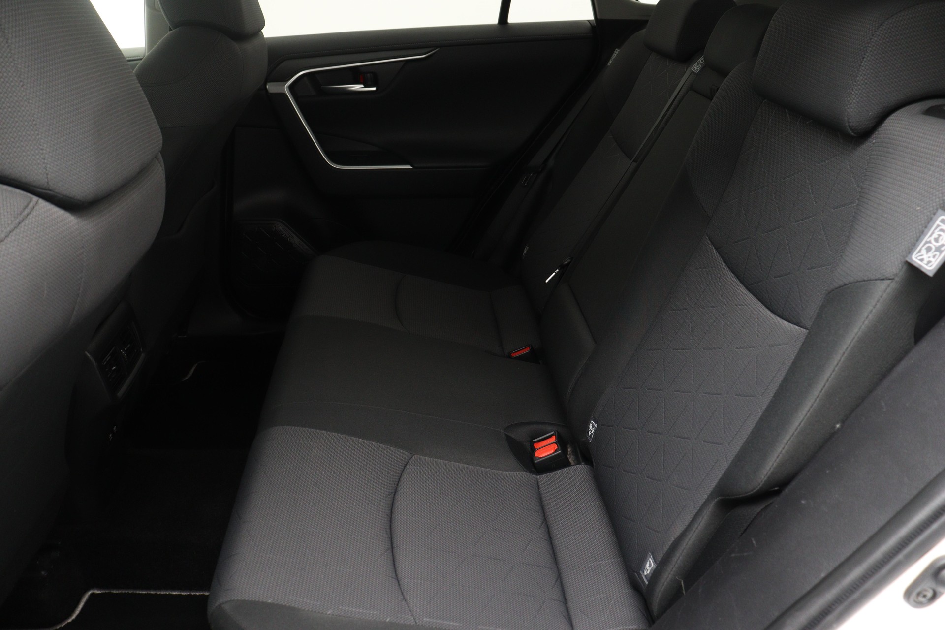 TOYOTA RAV4 2.5 HEV Trend-image-9