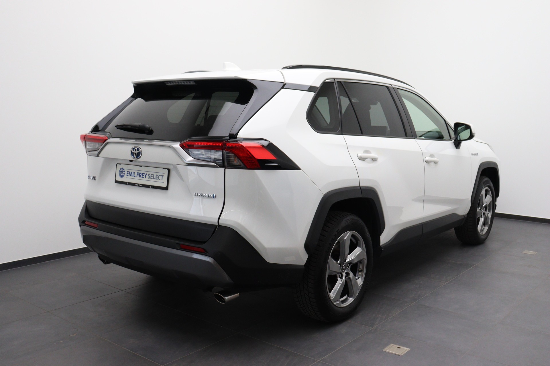 TOYOTA RAV4 2.5 HEV Trend-image-3