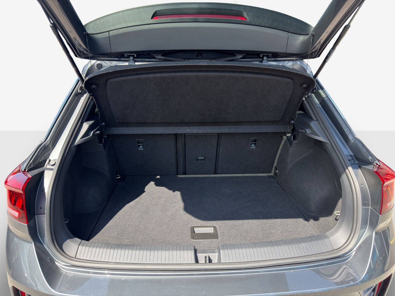 VW T-Roc 1.5 TSI EVO R-Line DSG-image-12