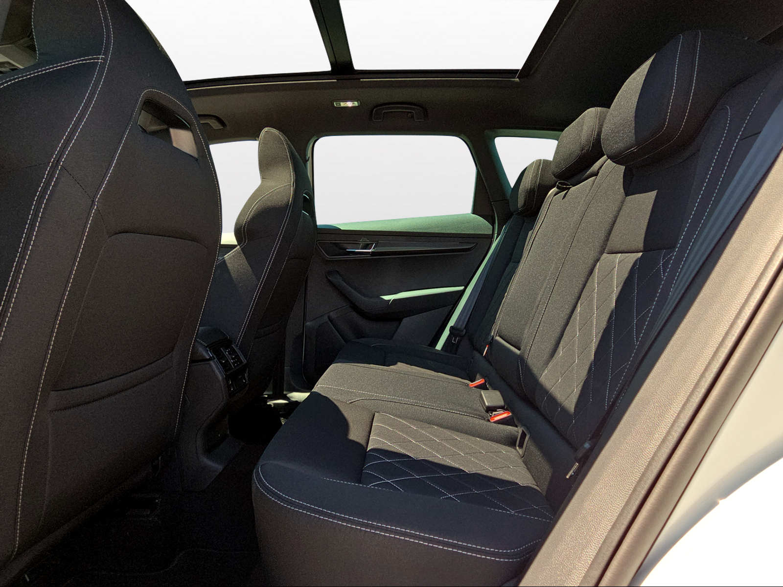 SKODA Karoq 2.0 TSI SportLine 4x4 DSG-image-10