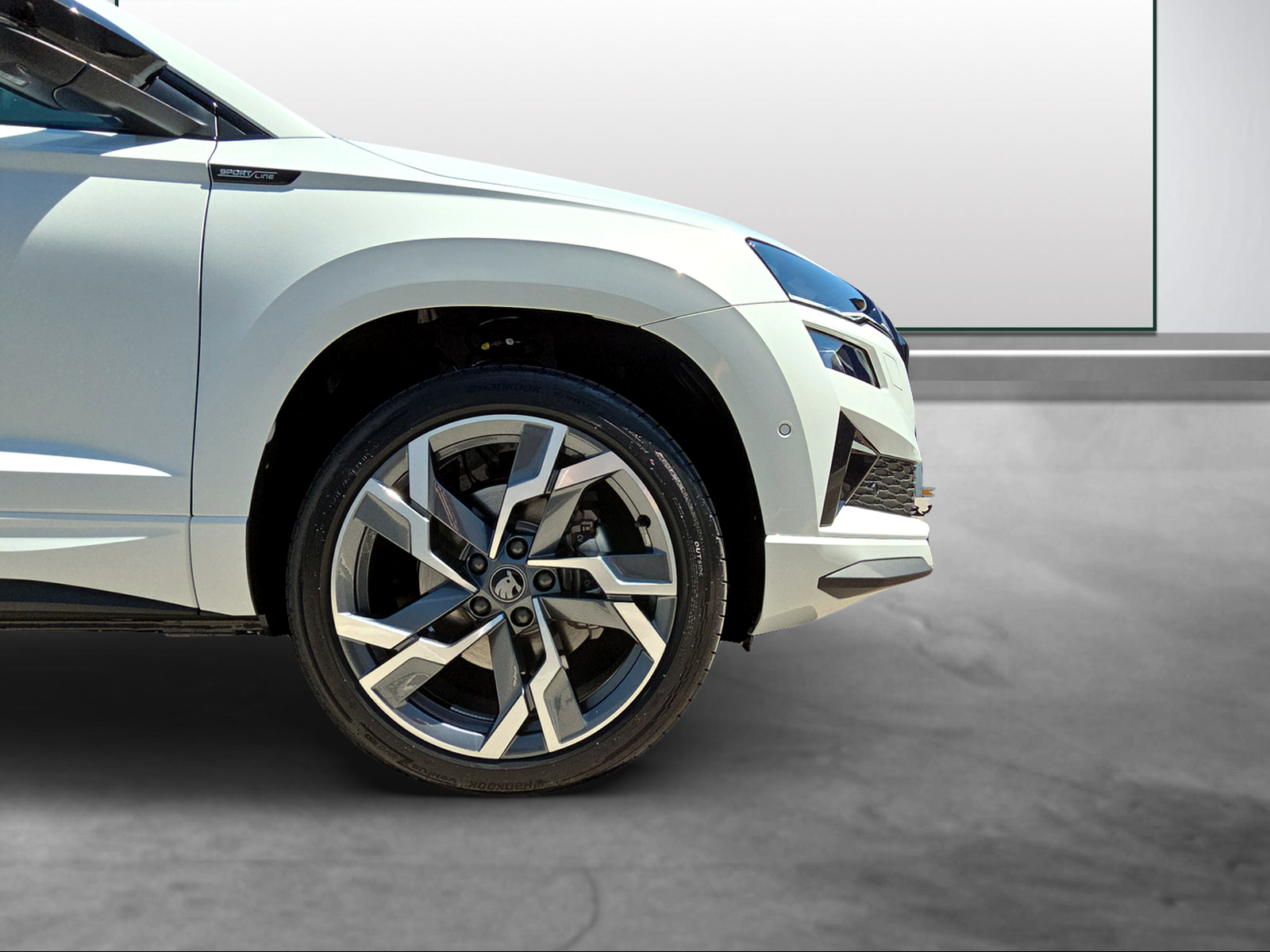 SKODA Karoq 2.0 TSI SportLine 4x4 DSG-image-14