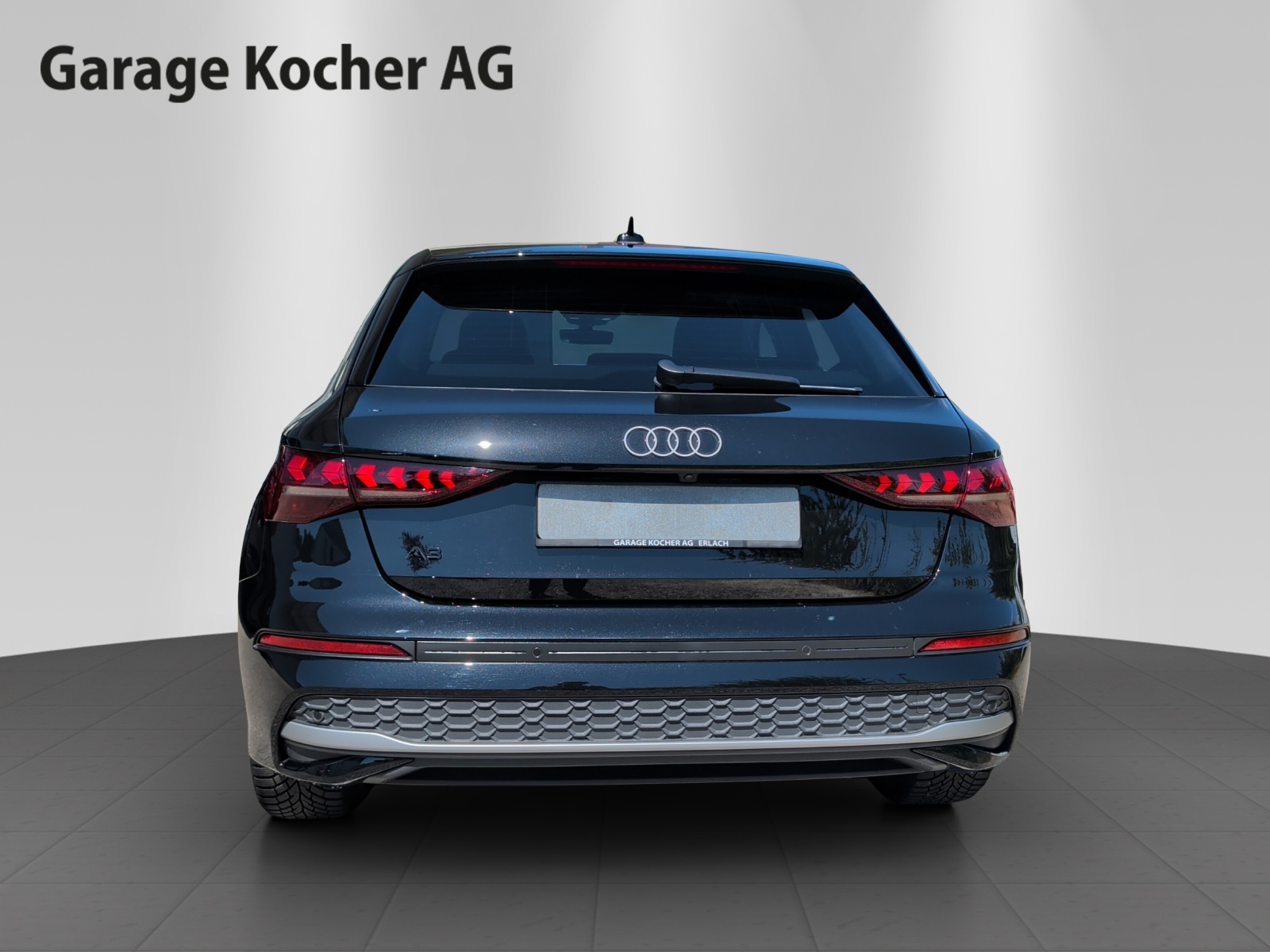 AUDI A3 Sportback 35 TFSI Attraction S-tronic-image-3