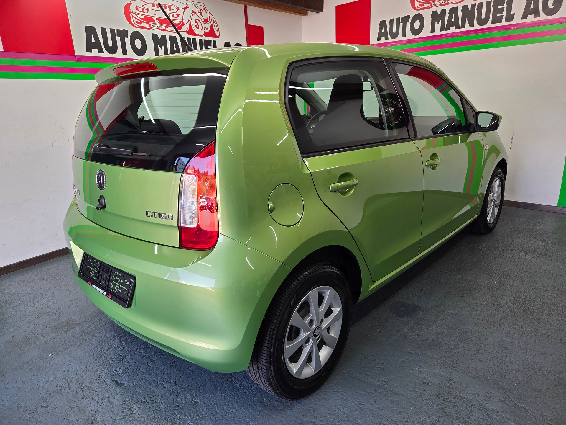 SKODA Citigo 1.0 Elegance-image-7