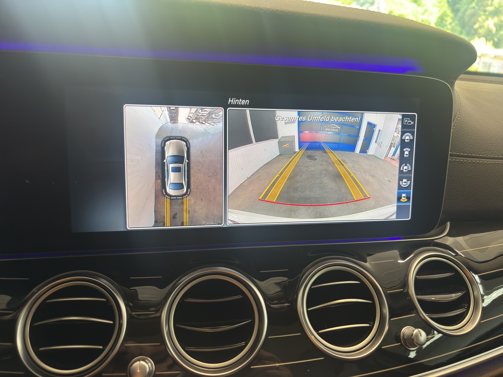 MERCEDES-BENZ E 400 AMG Line 4Matic 9G-Tronic-image-14