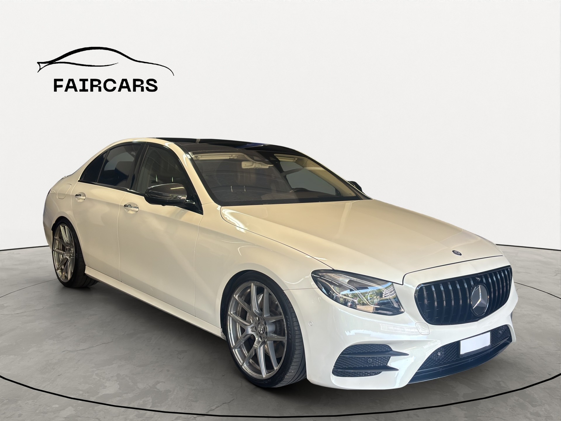 MERCEDES-BENZ E 400 AMG Line 4Matic 9G-Tronic-image-7