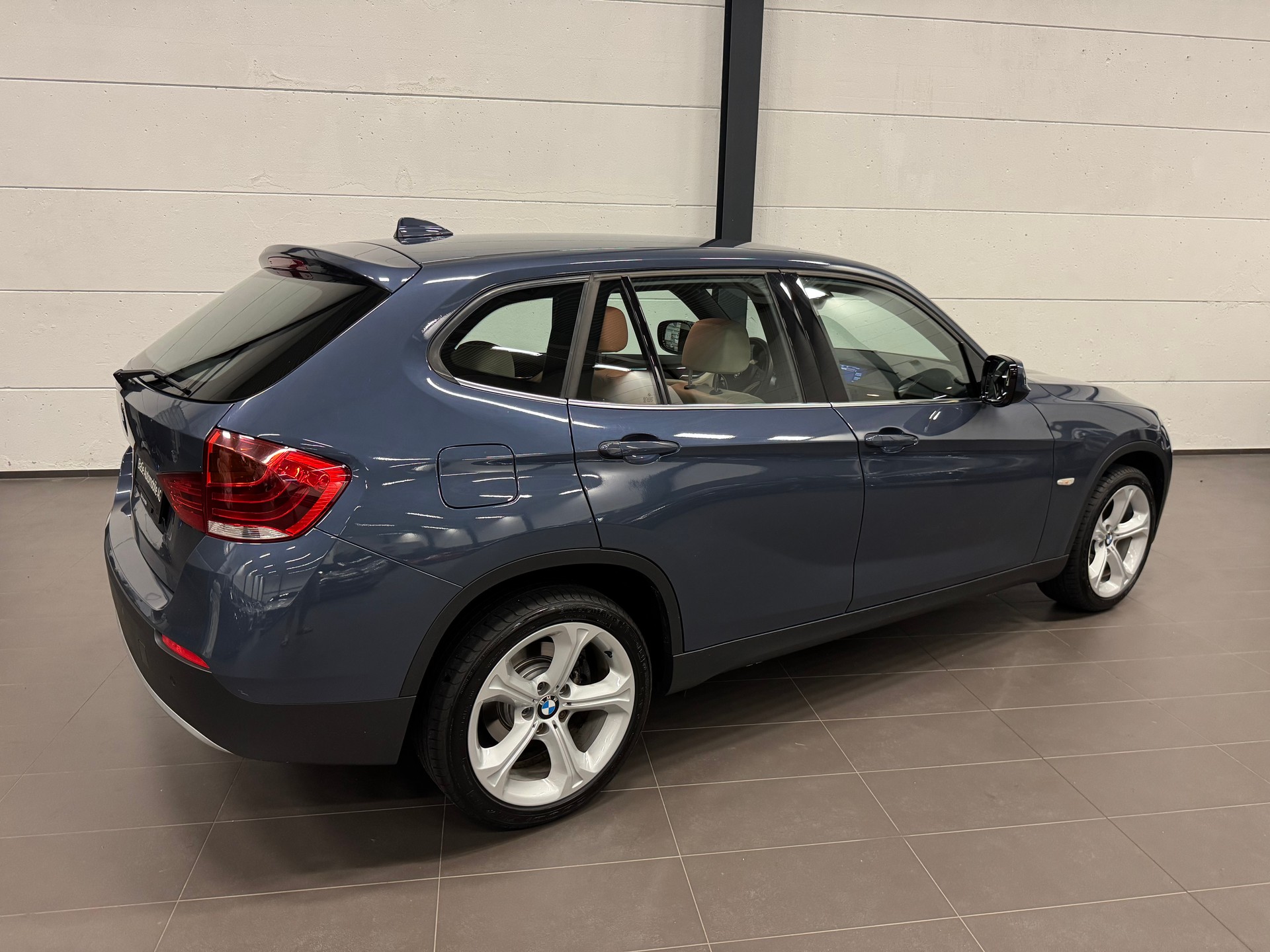 BMW X1 xDrive 20d Steptronic-image-11