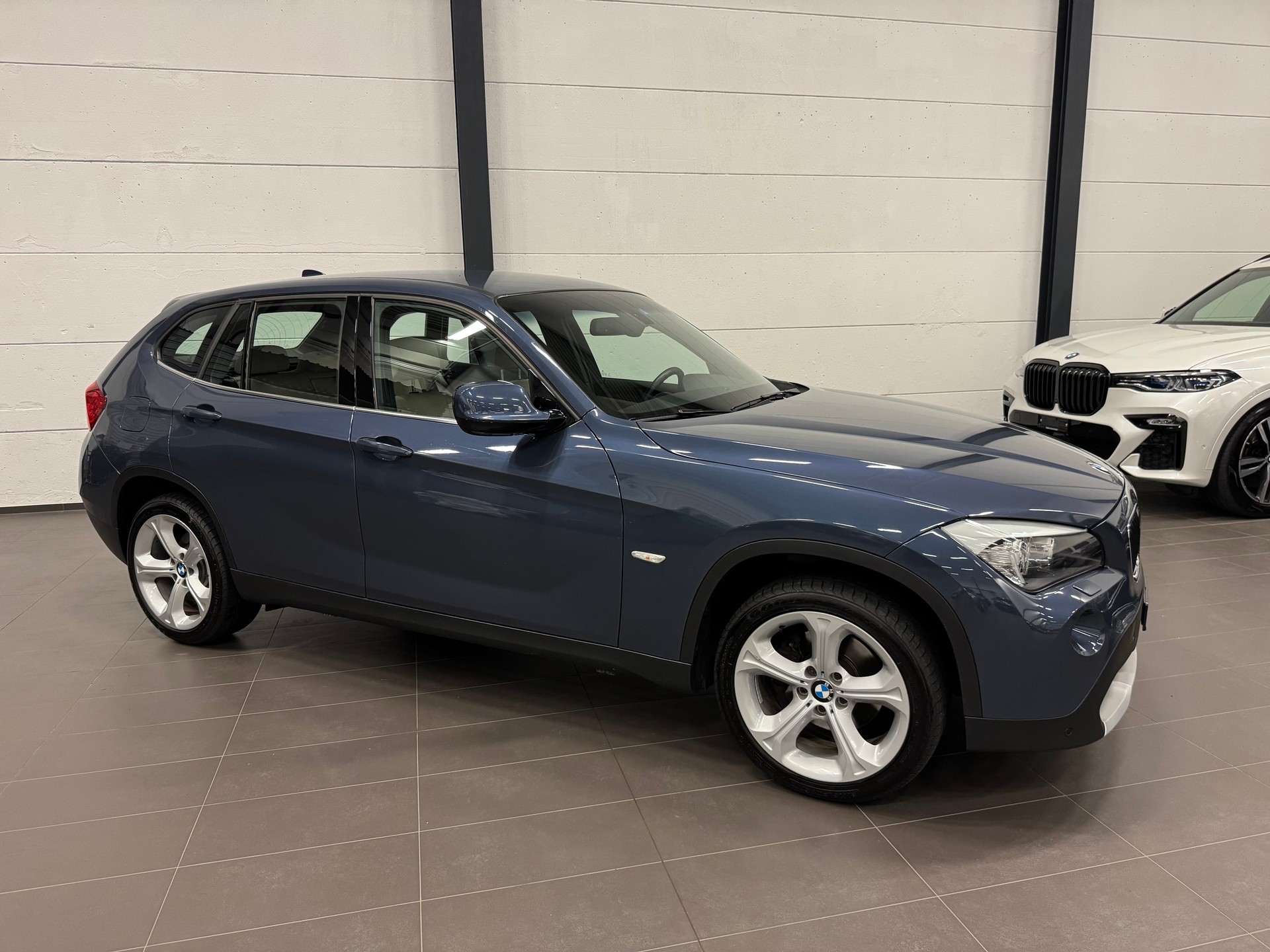 BMW X1 xDrive 20d Steptronic-image-3