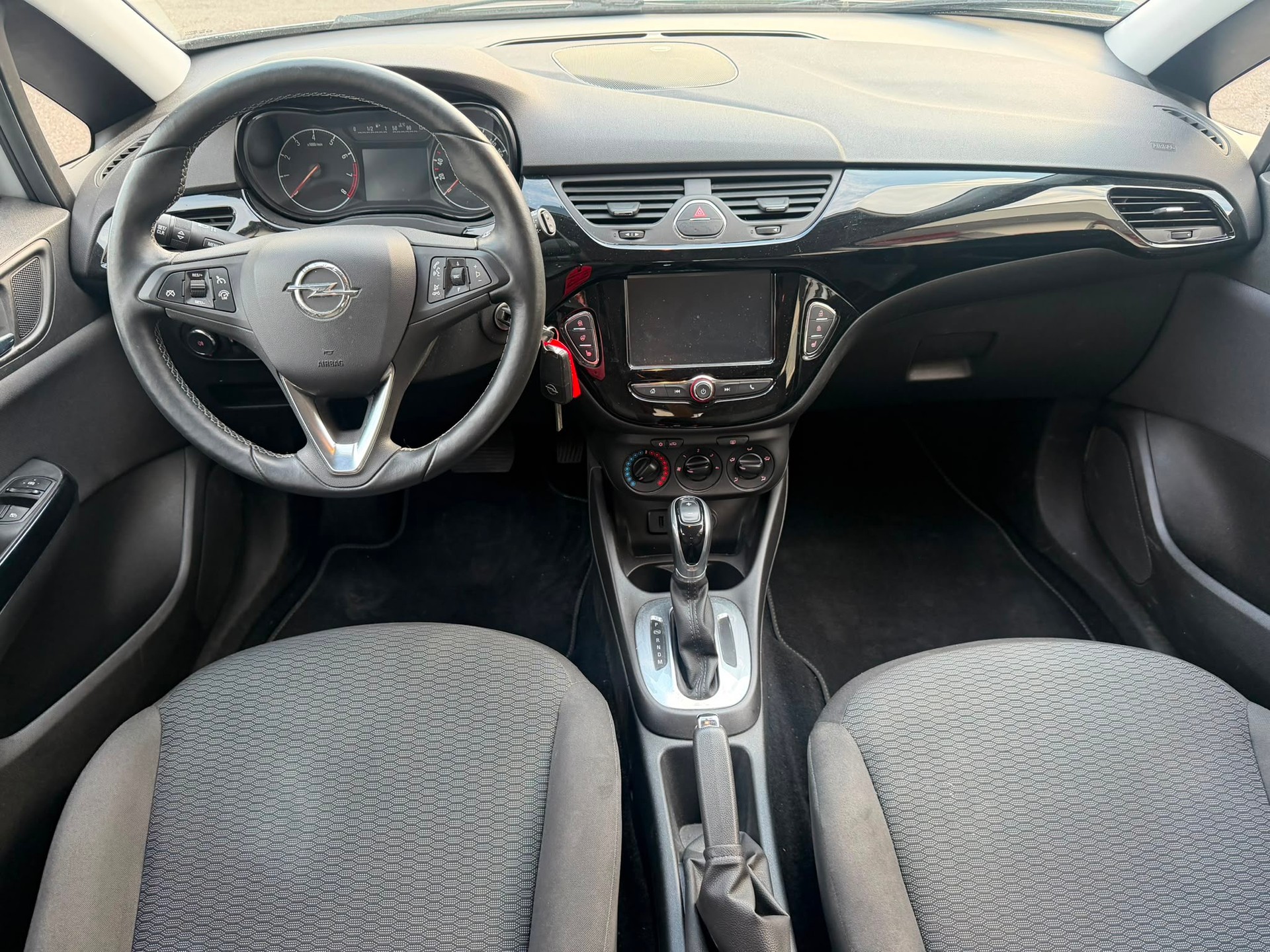 OPEL Corsa 1.4 TP Cosmo Automatic-image-11