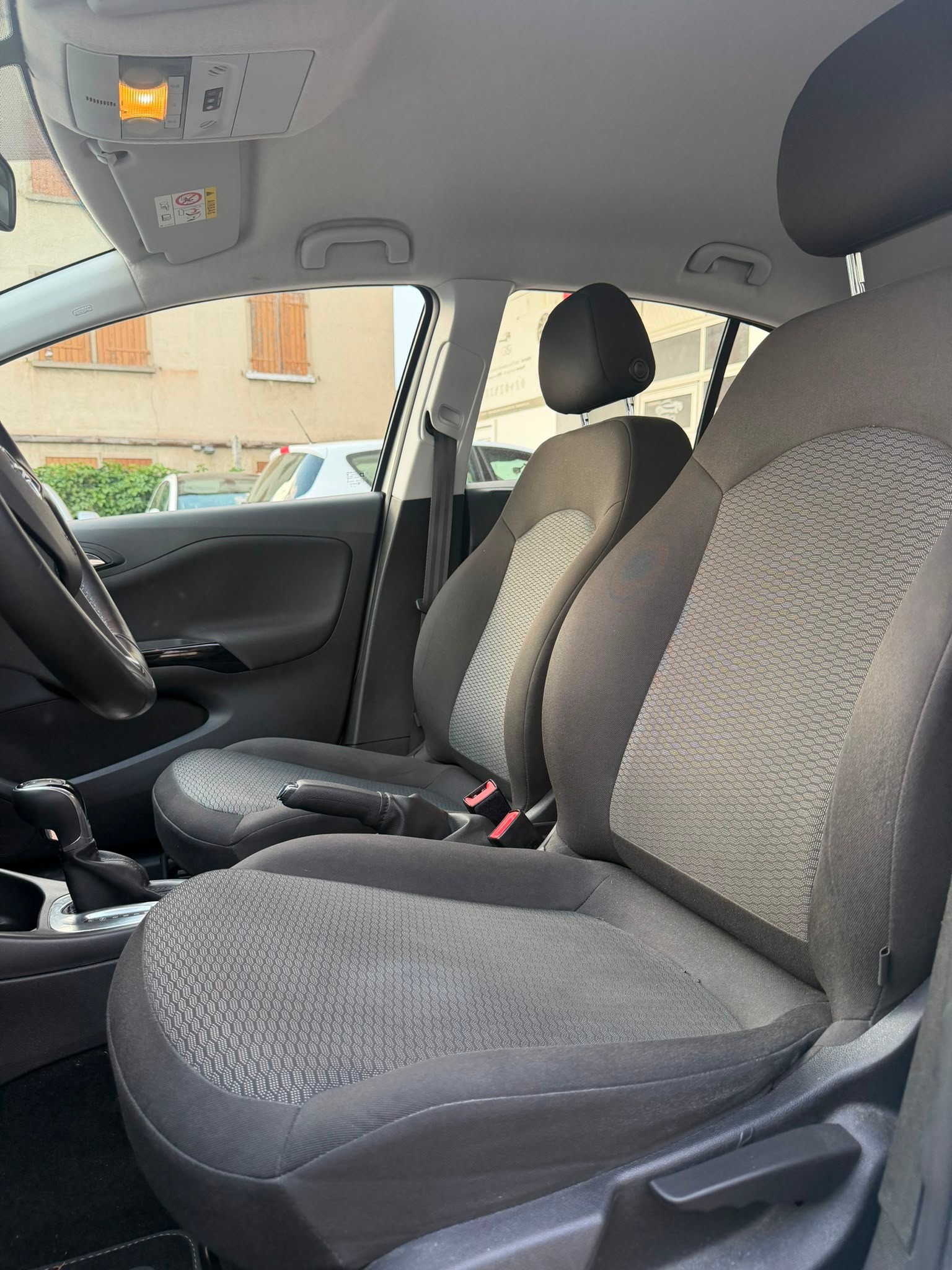 OPEL Corsa 1.4 TP Cosmo Automatic-image-8