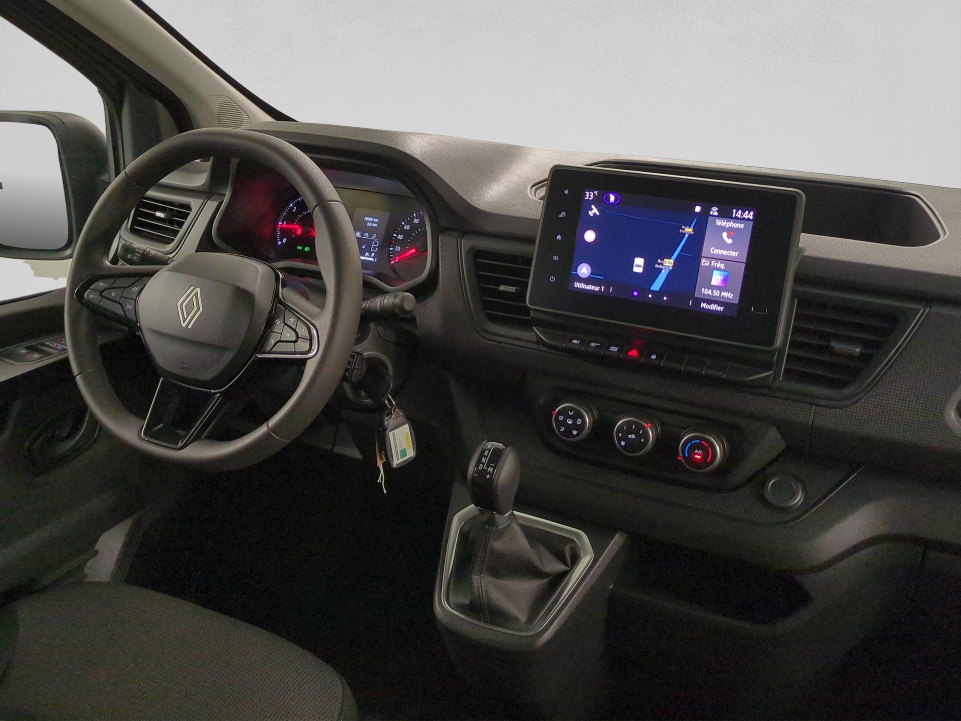 RENAULT Trafic Blue dCi 150 Grand Passenger Evolution EDC-image-13