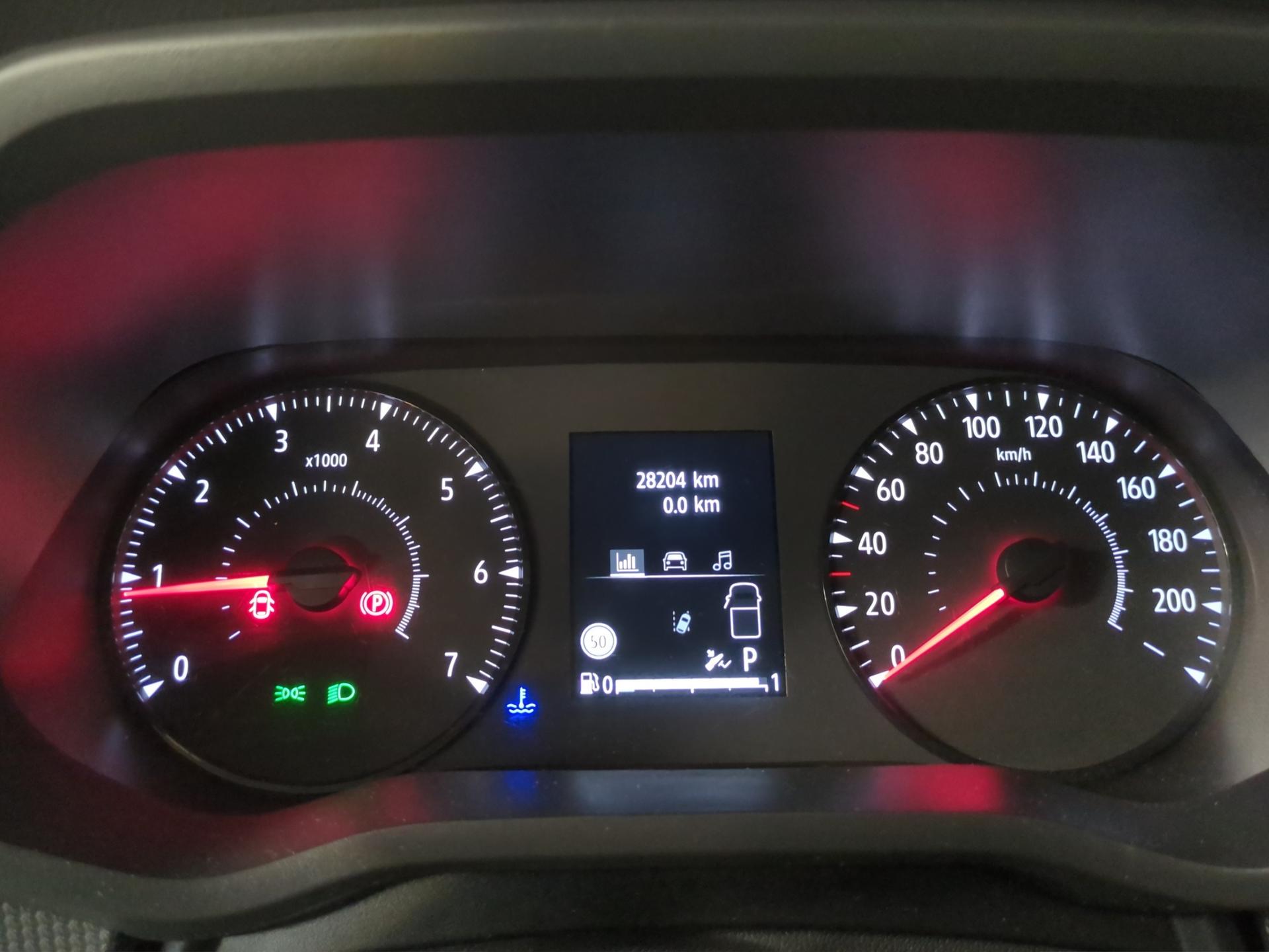 RENAULT Trafic Blue dCi 150 Grand Passenger Evolution EDC-image-10